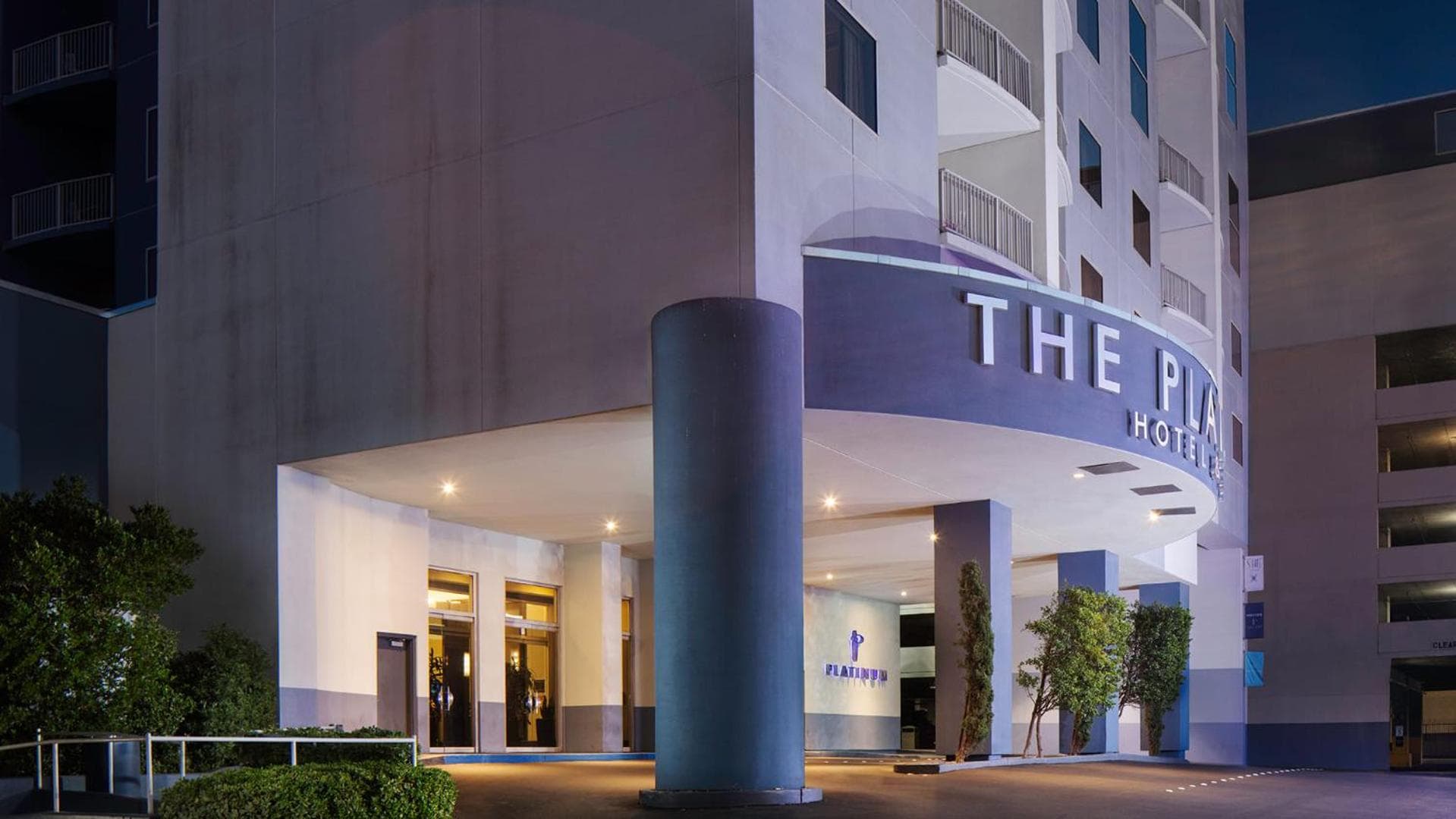 Ultimate Las Vegas Getaway One Bedroom Suite with Balcony, Kitchen, Gym, Pool & Free Parking featured exterior or lobby in Las Vegas, NV — similar hotel