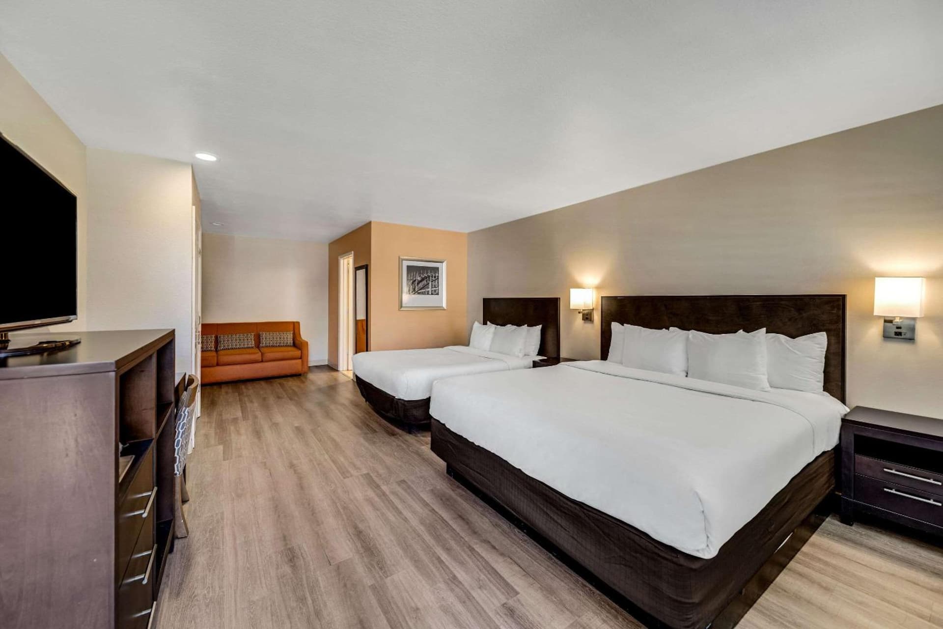 Comfort Inn Beach Boardwalk gallery photo in Santa Cruz, CA — image 30