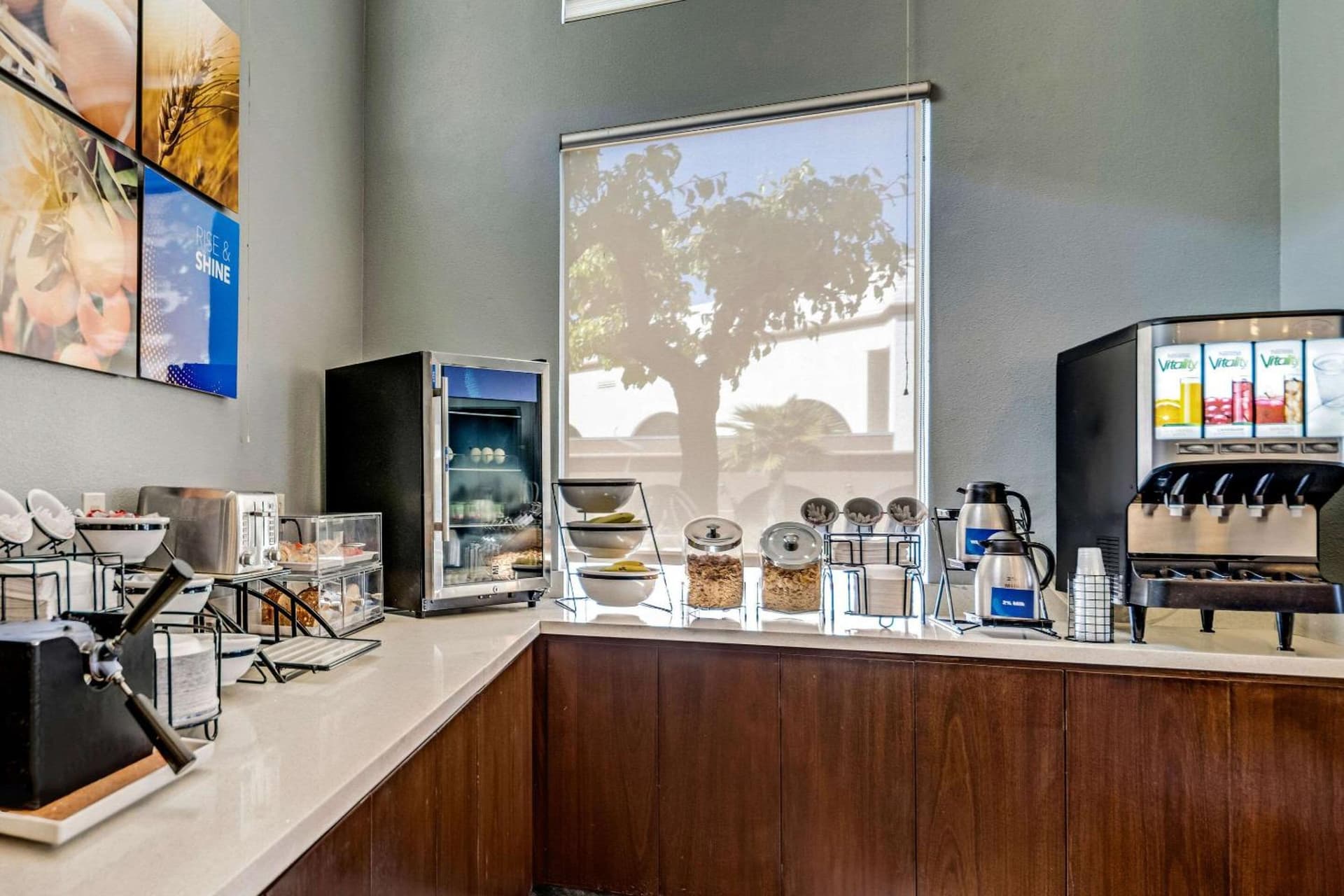 Comfort Inn Beach Boardwalk gallery photo in Santa Cruz, CA — image 22