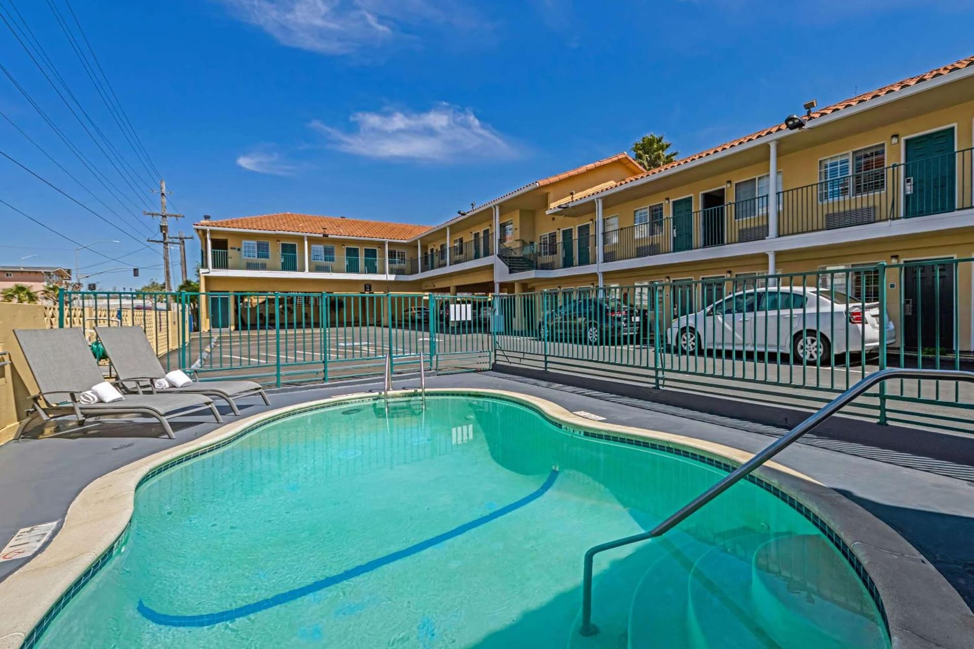 Comfort Inn Beach Boardwalk gallery photo in Santa Cruz, CA — image 6