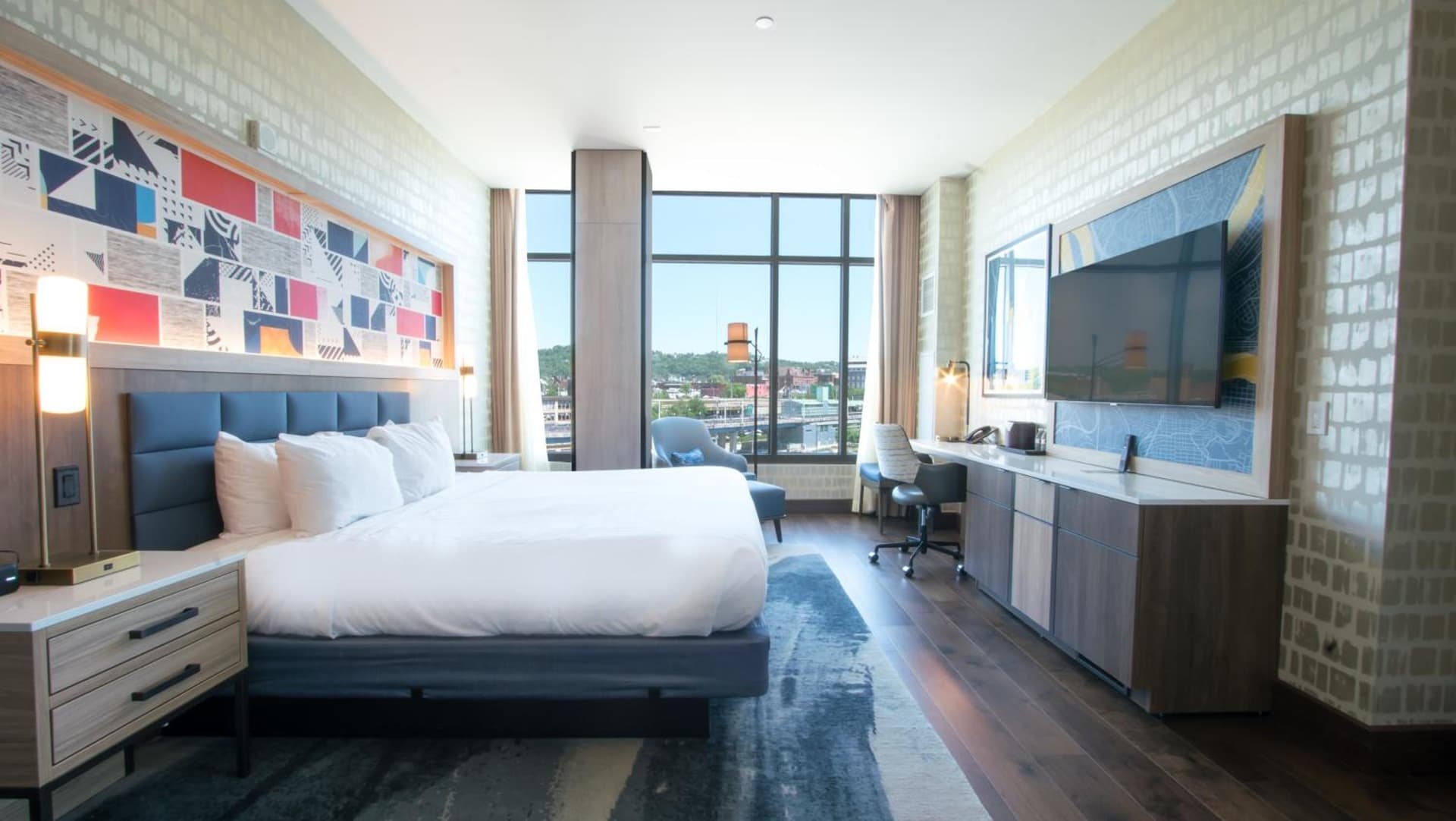 The Landing Hotel at Rivers Casino Pittsburgh gallery photo in Pittsburgh, PA — image 25
