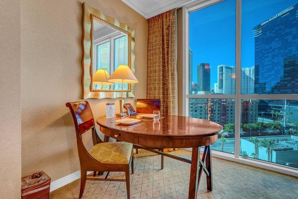 No Resort Fee MGM Signature Studio Sleeps 4 Strip View LuxStayUSA property views in Las Vegas, NV — gallery photo 3