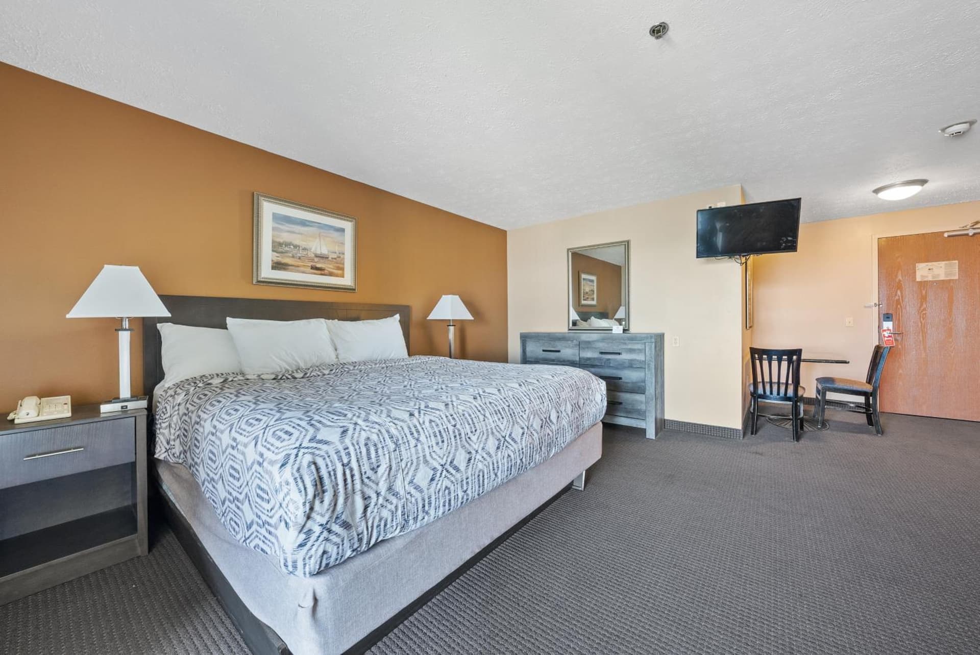 Bayshore Resort Downtown Put-in-Bay Island gallery photo in Put-in-Bay, OH — image 39