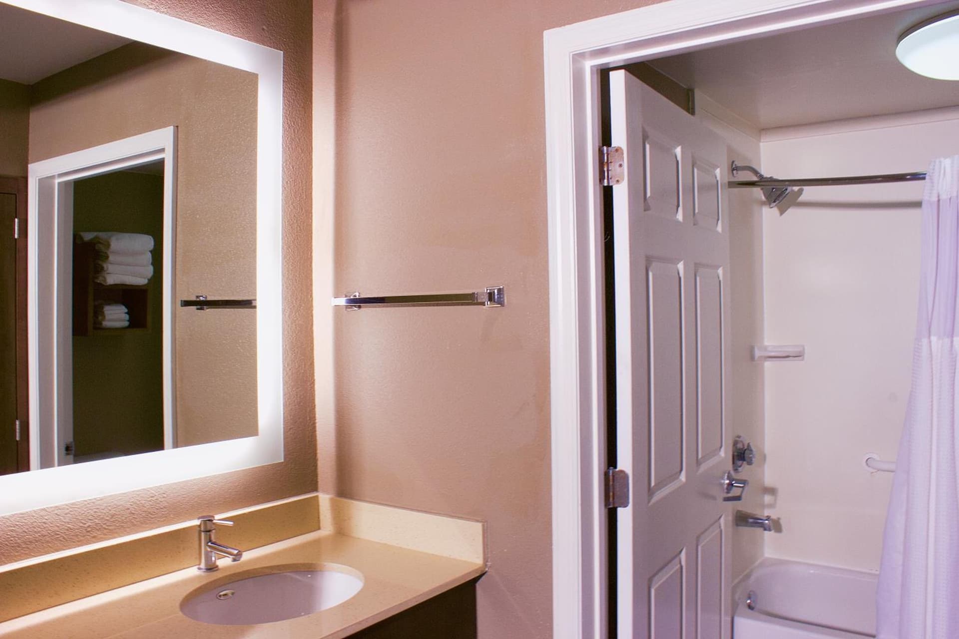 Staybridge Suites Chattanooga-Hamilton Place by IHG gallery photo in Chattanooga, TN — image 27