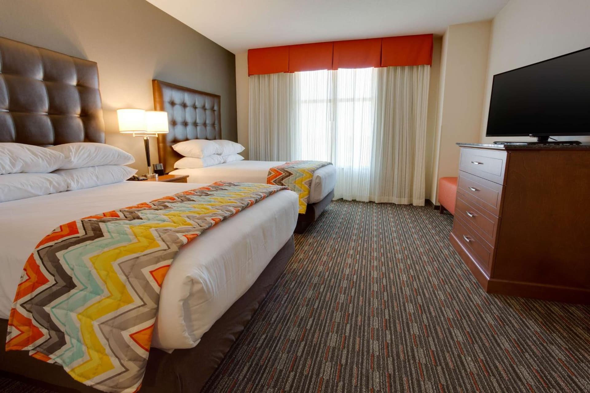 Drury Inn & Suites Charlotte Arrowood gallery photo in Charlotte, NC — image 7