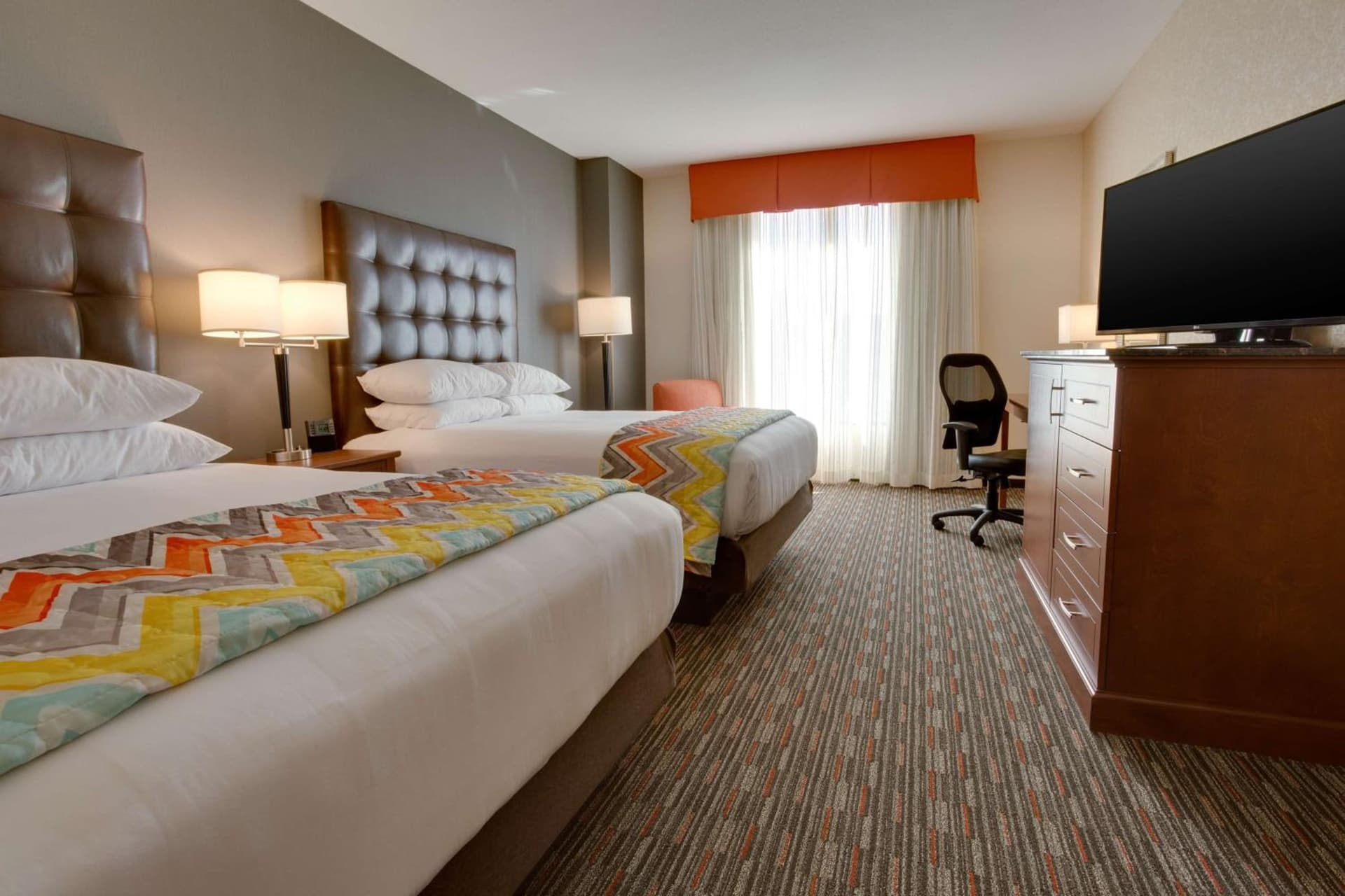 Drury Inn & Suites Charlotte Arrowood gallery photo in Charlotte, NC — image 4
