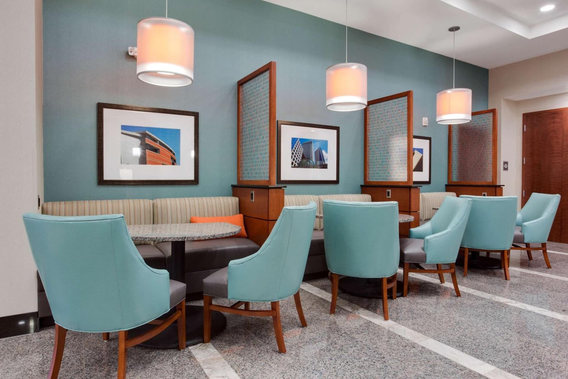 Drury Inn & Suites Charlotte Arrowood gallery photo in Charlotte, NC — image 37