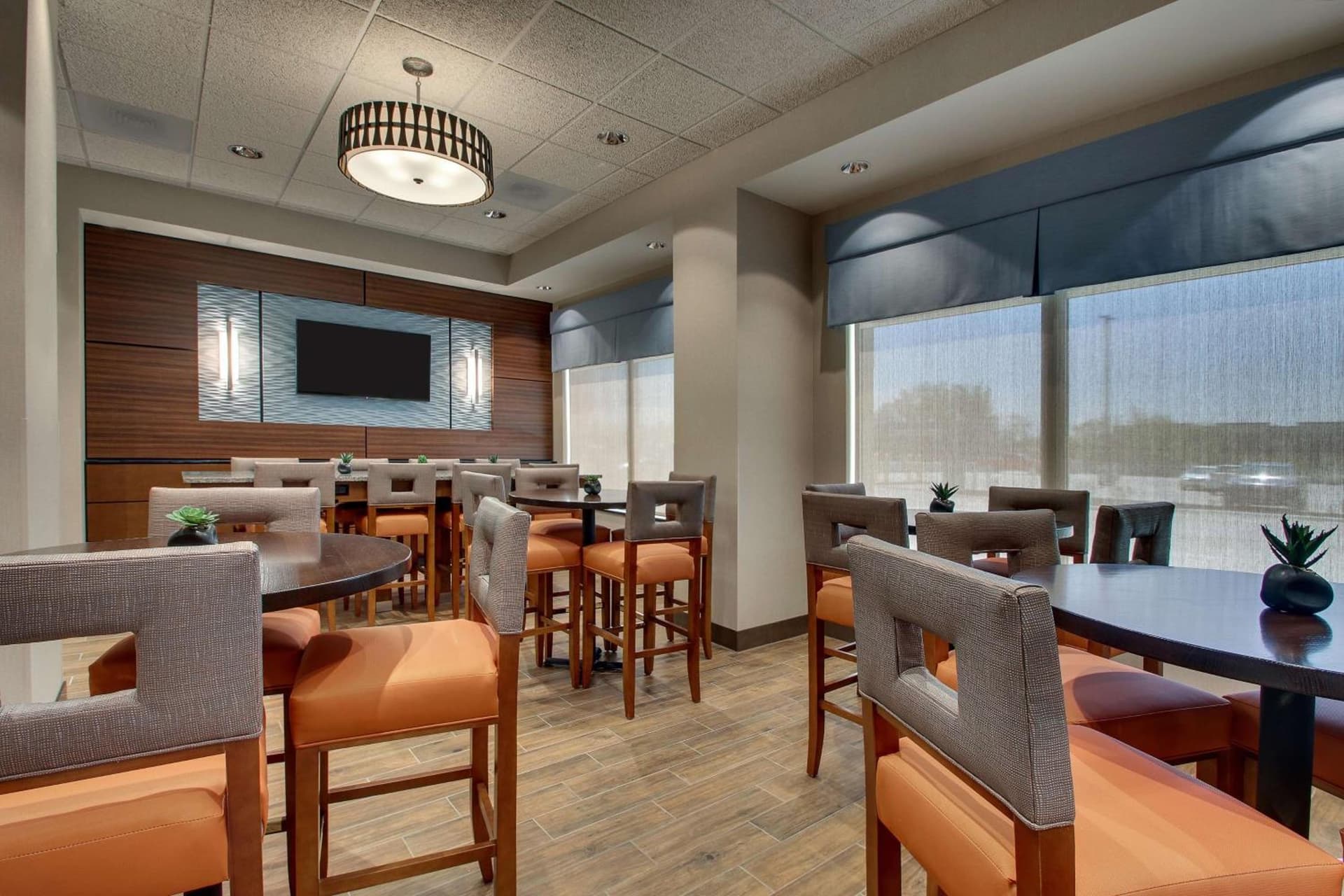 Drury Inn & Suites Iowa City Coralville gallery photo in Coralville, IA — image 54