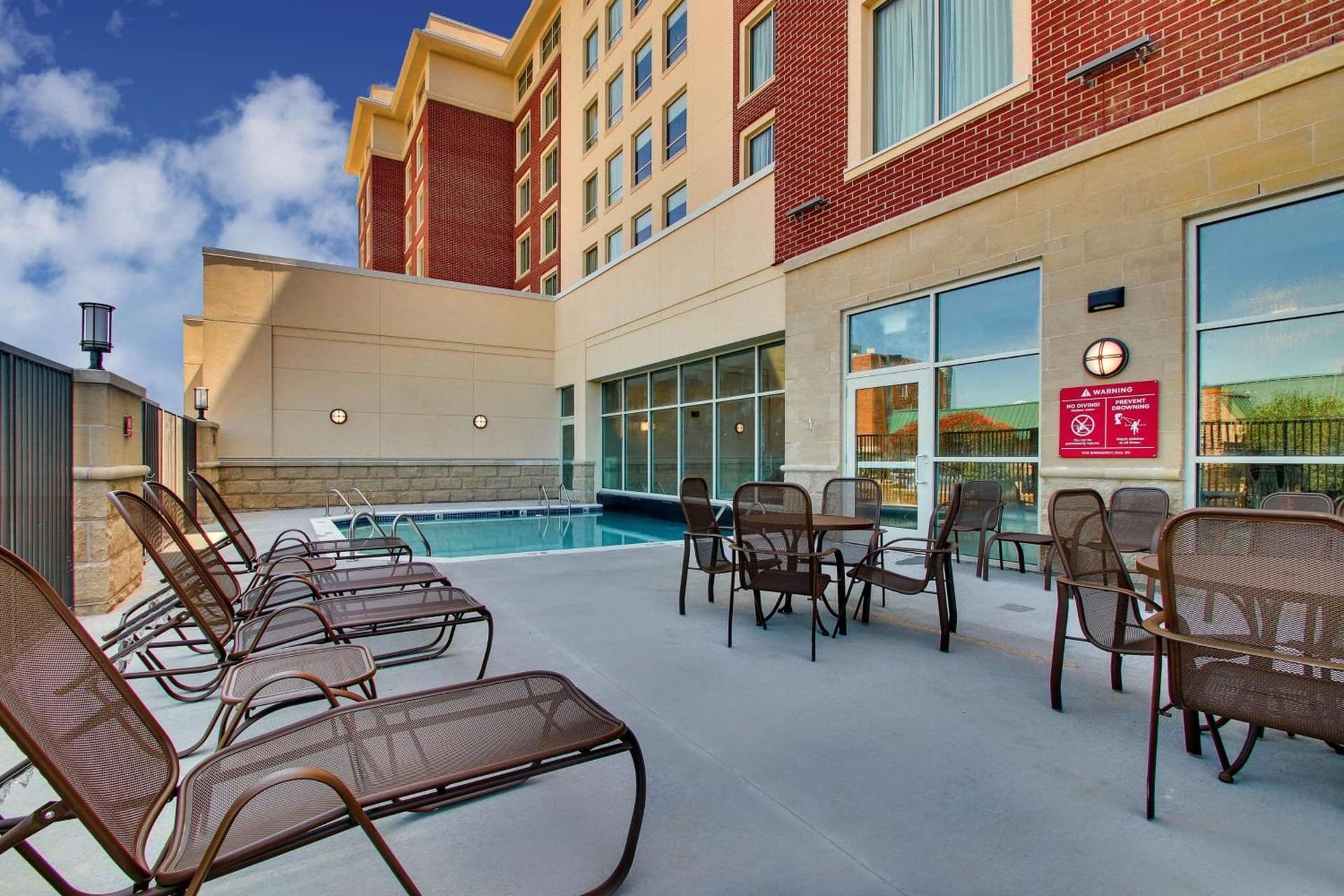 Drury Inn & Suites Iowa City Coralville gallery photo in Coralville, IA — image 59