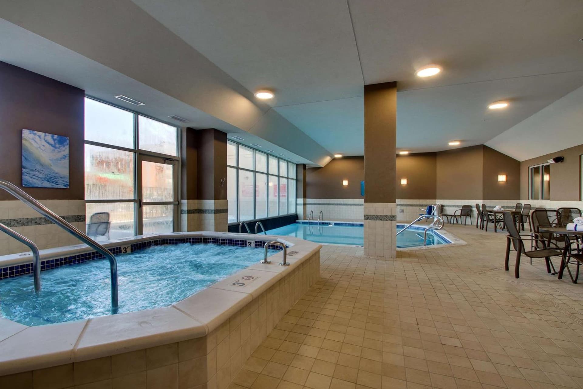 Drury Inn & Suites Iowa City Coralville property views in Coralville, IA — gallery photo 3