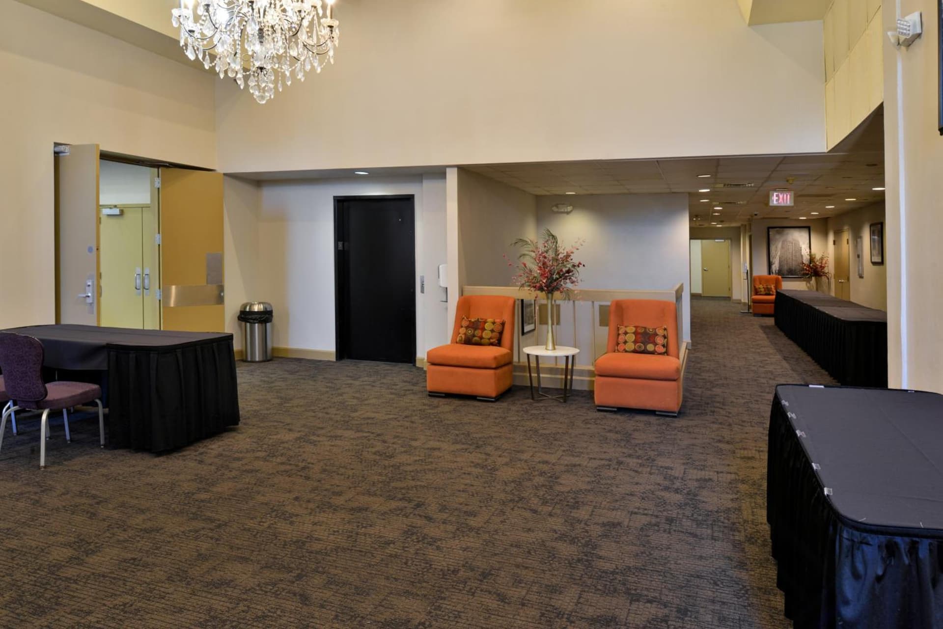 Hawthorne Inn & Conference Center interior in Winston-Salem, NC — gallery photo 2