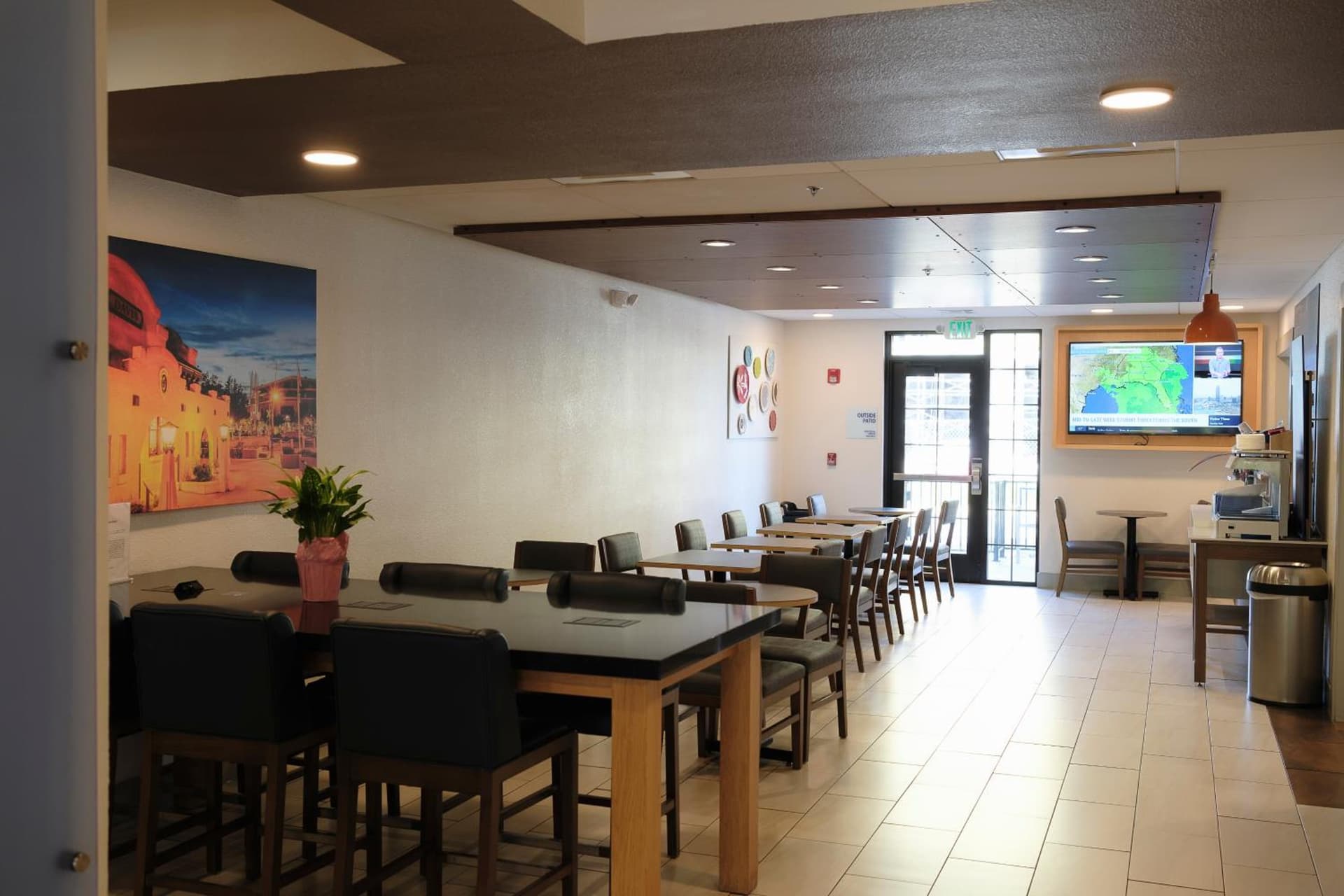 Holiday Inn Express Davis-University Area by IHG gallery photo in Davis, CA — image 52