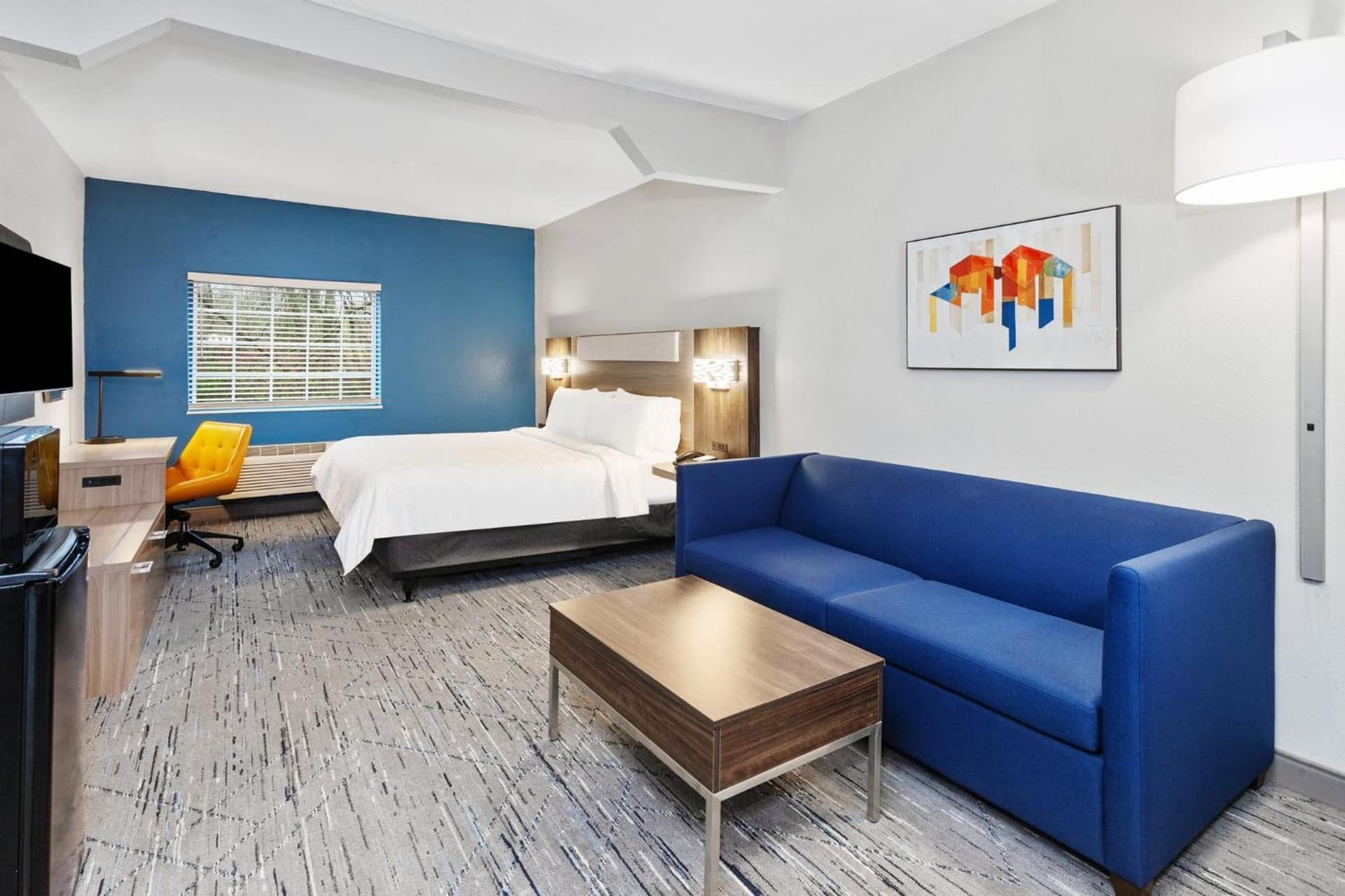 Holiday Inn Express & Suites Carmel North – Westfield by IHG gallery photo in Carmel, IN — image 18