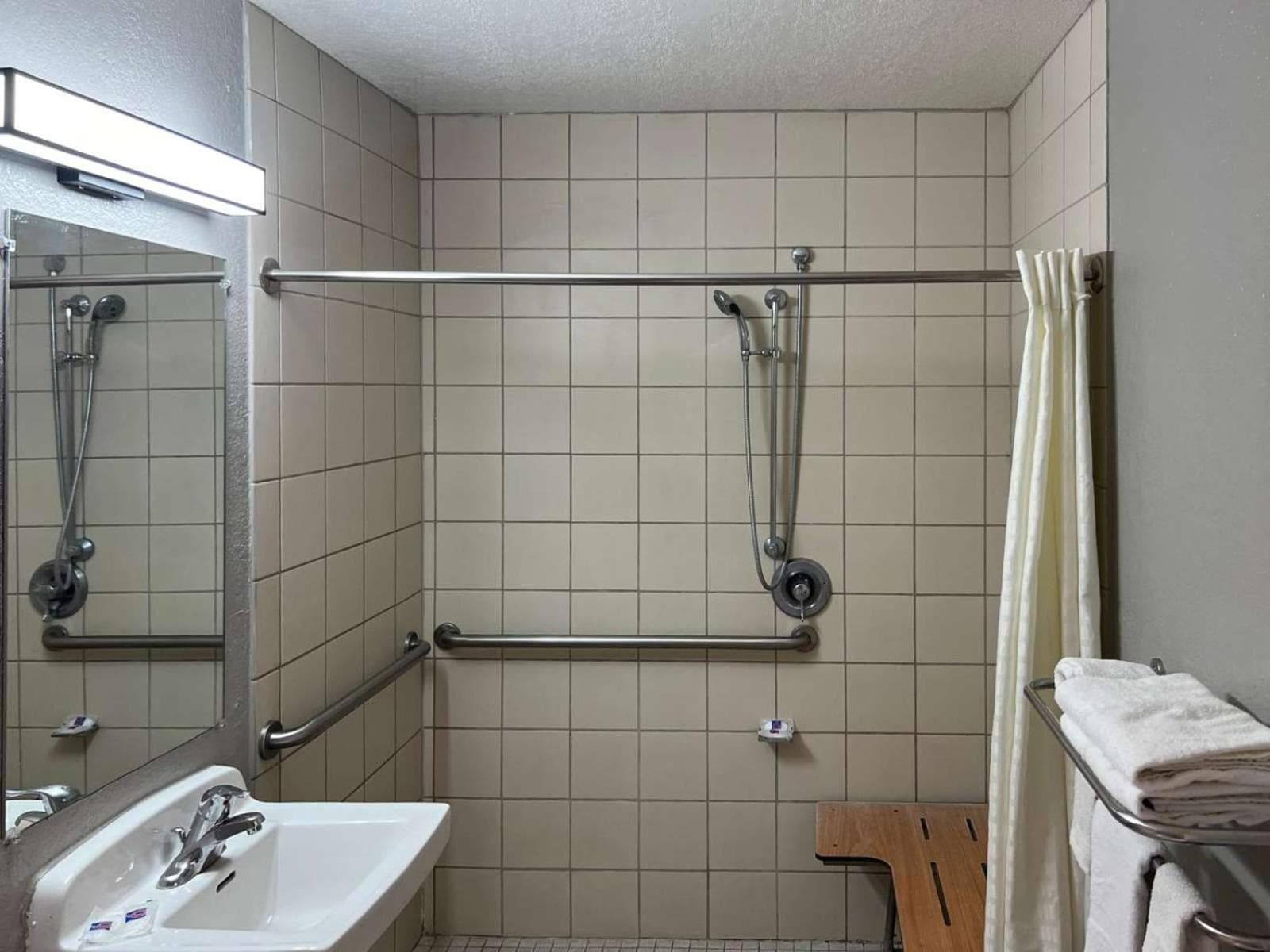 Motel 6-Odessa, TX interior in Odessa, TX — gallery photo 2