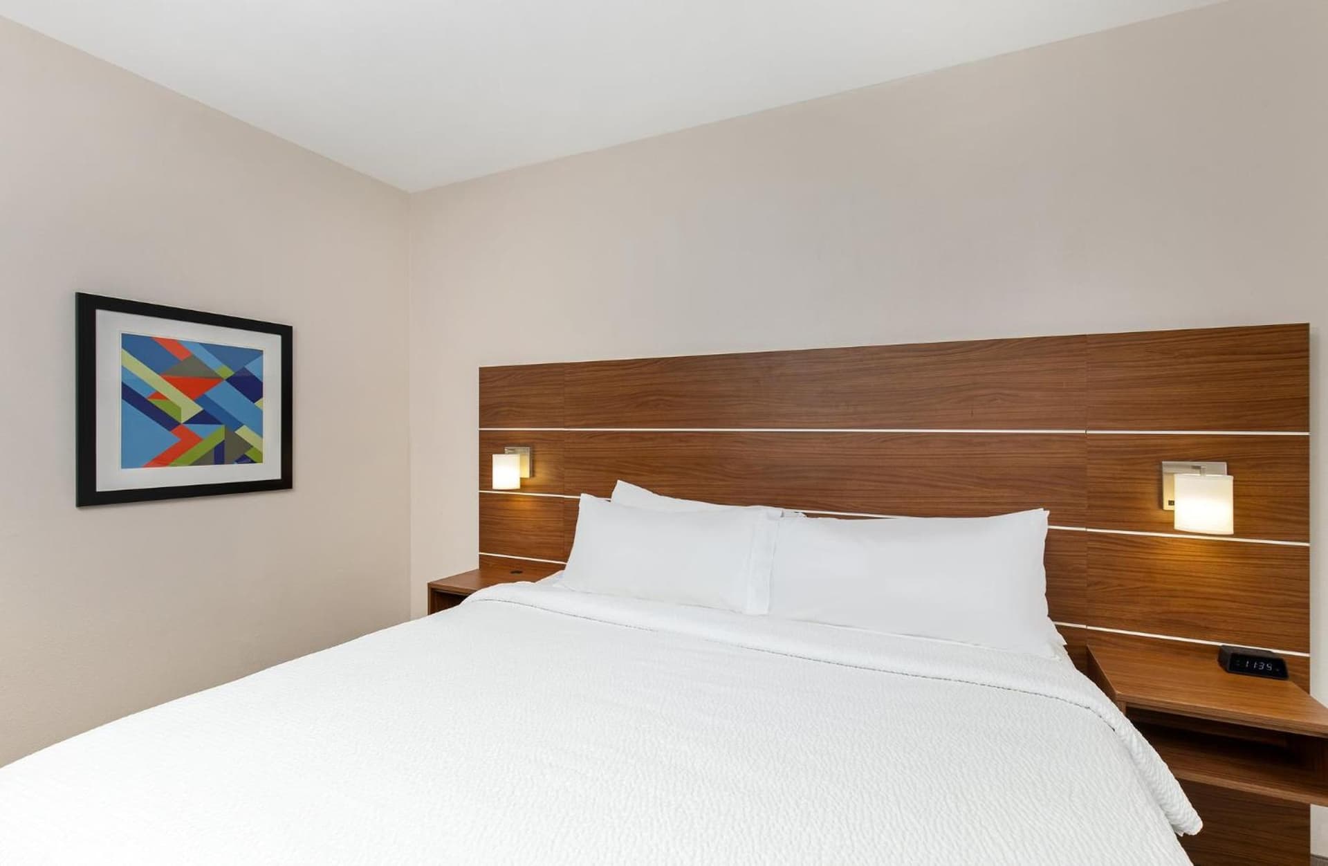 Holiday Inn Express Hotel & Suites Birmingham - Inverness 280 by IHG interior in Birmingham, AL — gallery photo 2