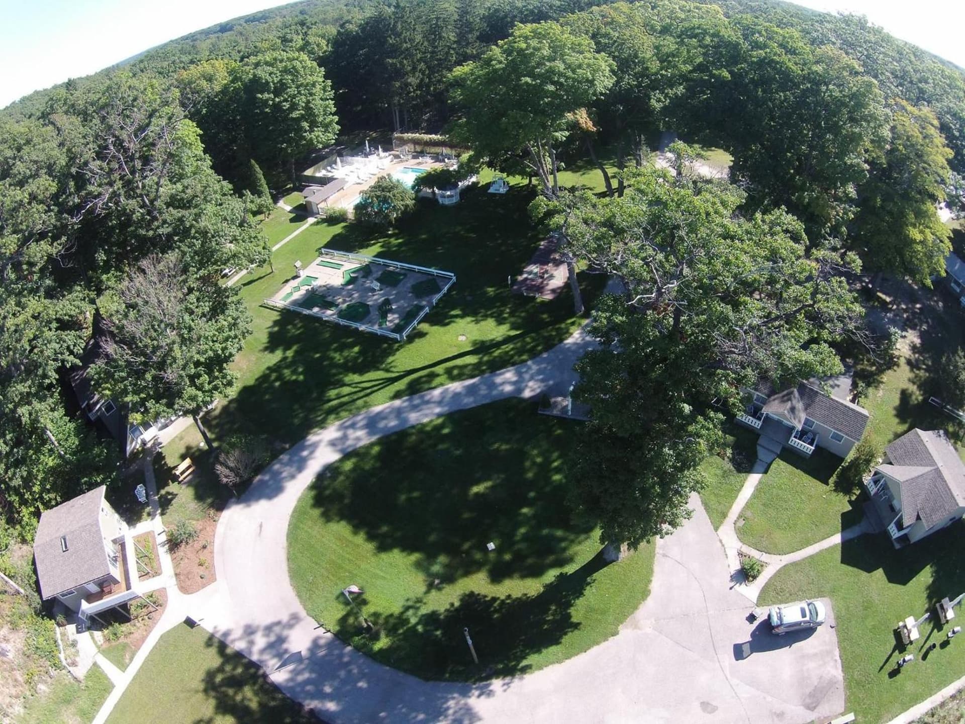 Michillinda Lodge Resort gallery photo in Whitehall, MI — image 133