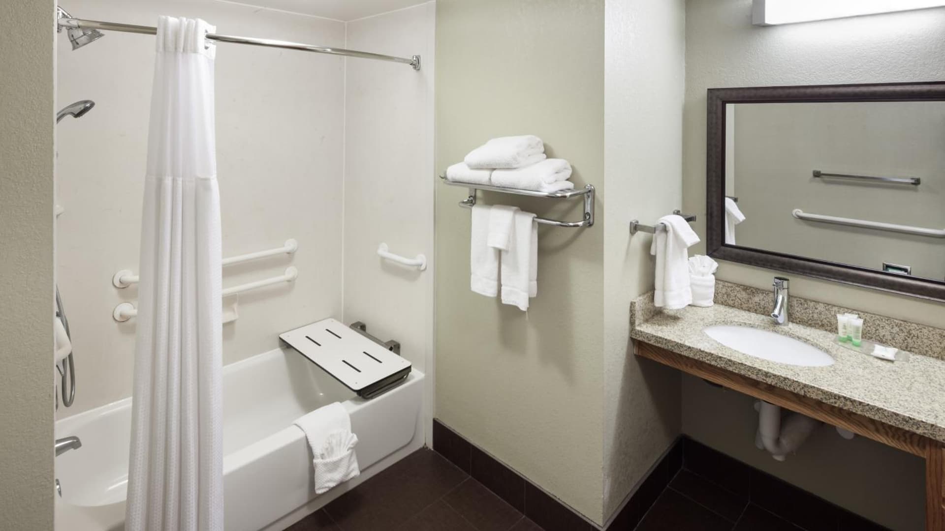 Staybridge Suites Jackson by IHG gallery photo in Ridgeland, MS — image 13
