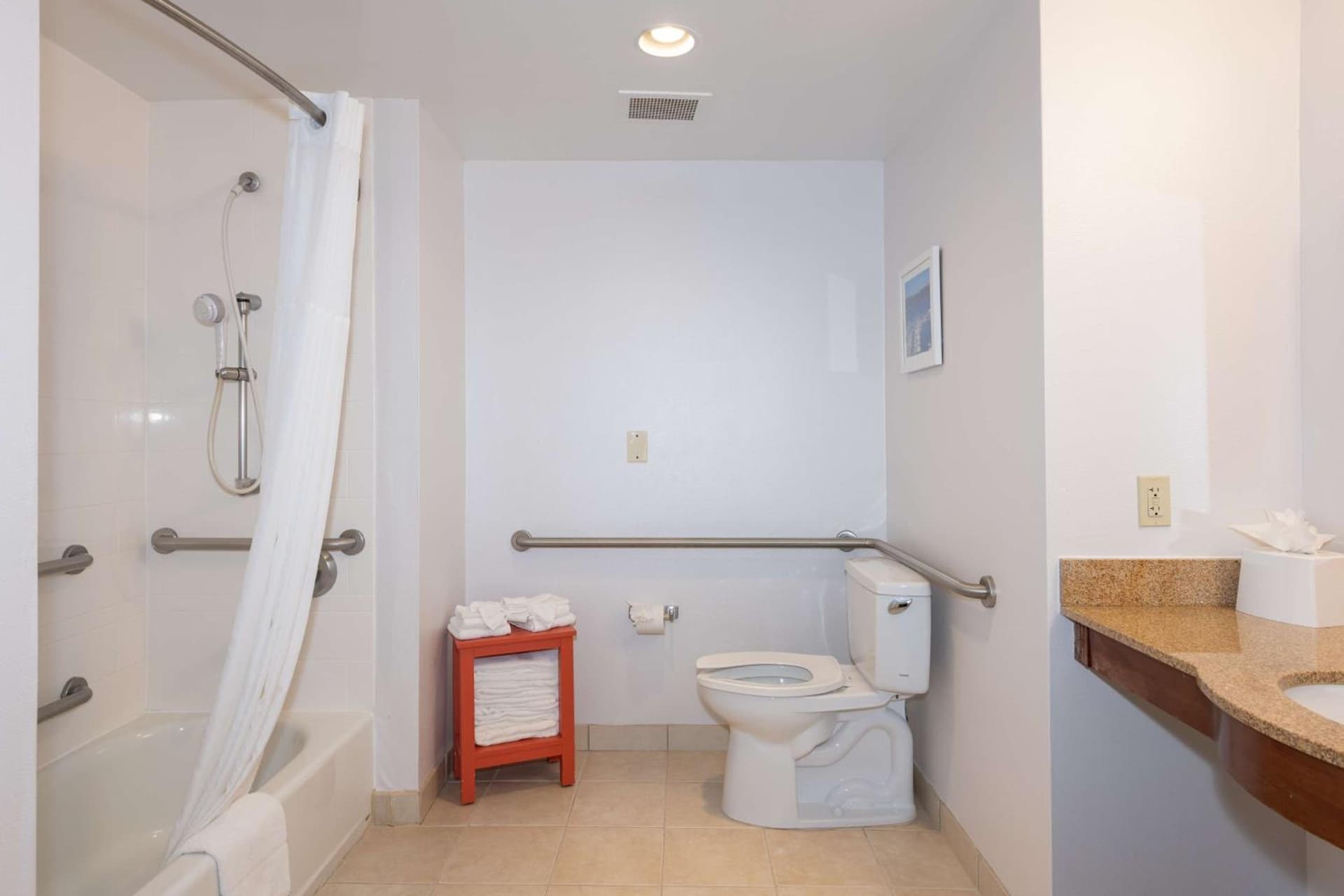 Hampton Inn & Suites Pittsburg gallery photo in Pittsburg, CA — image 55