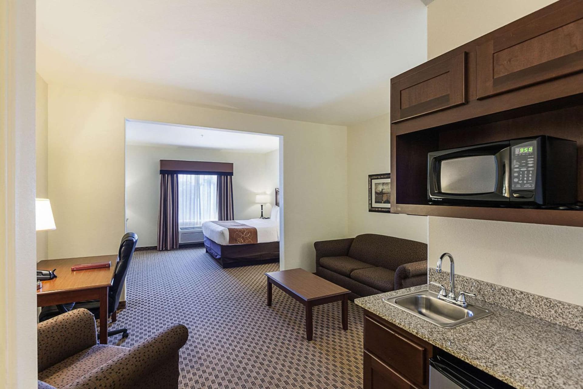 Comfort Suites San Antonio North - Stone Oak gallery photo in San Antonio, TX — image 31