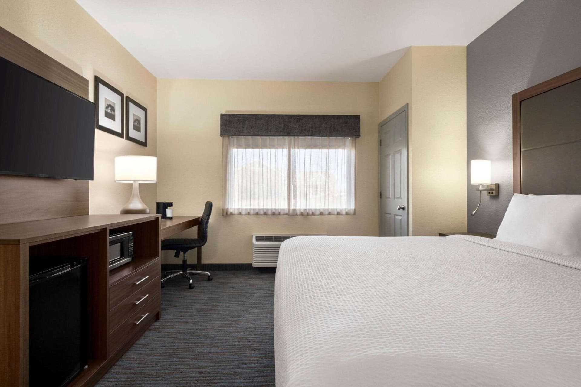 Best Western Plus Paper Valley Hotel gallery photo in Appleton, WI — image 24