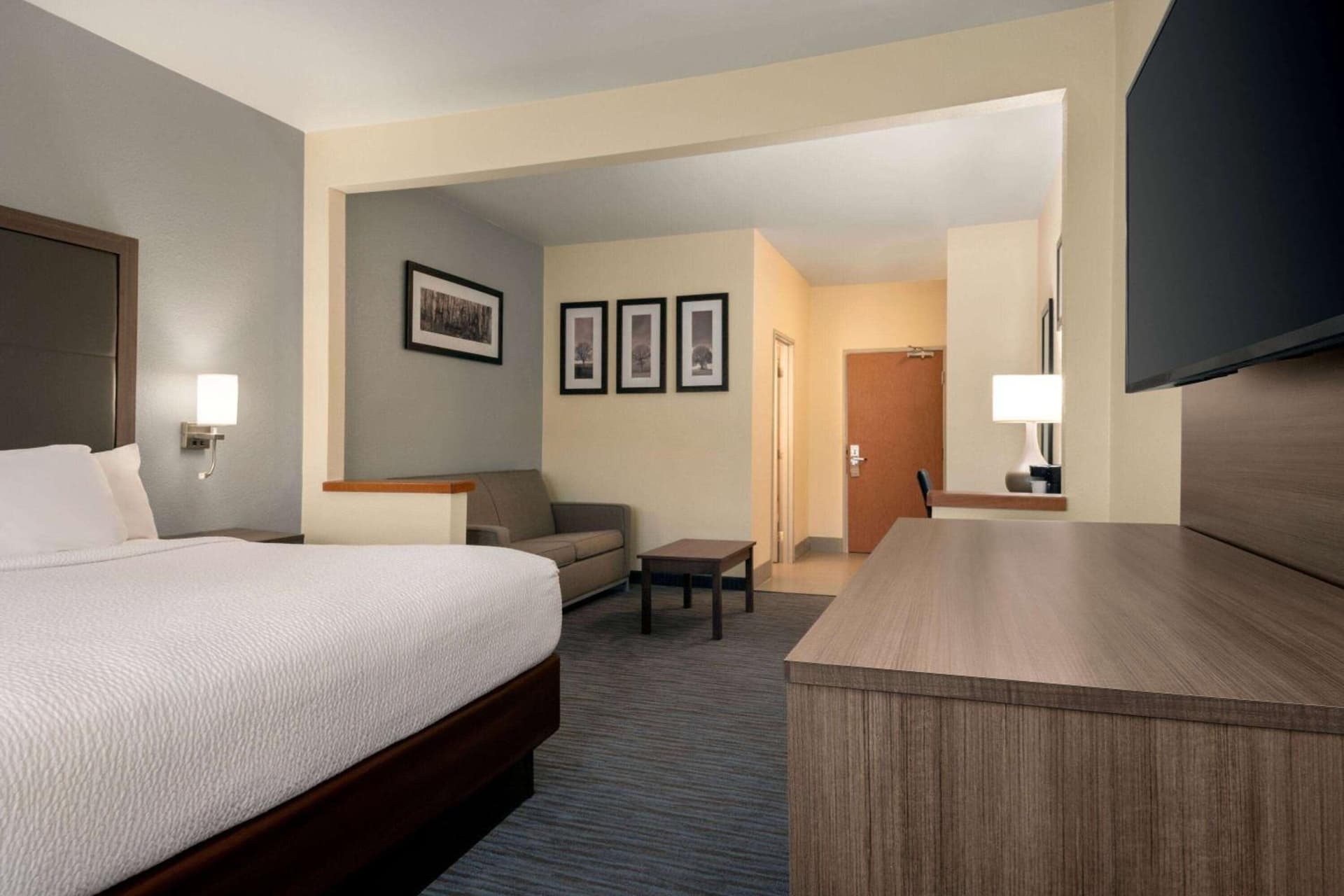 Best Western Plus Paper Valley Hotel gallery photo in Appleton, WI — image 10
