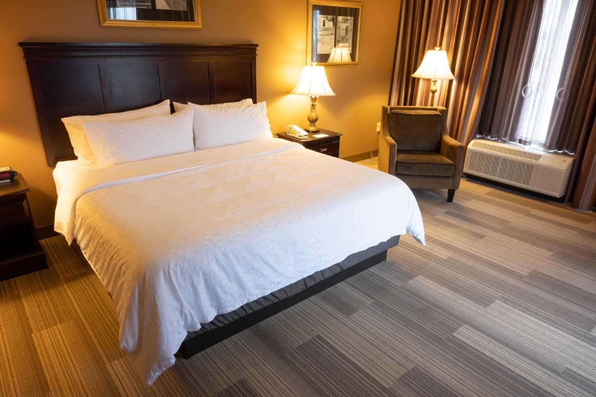 Holiday Inn Express & Suites - Tuscaloosa-University by IHG gallery photo in Tuscaloosa, AL — image 52