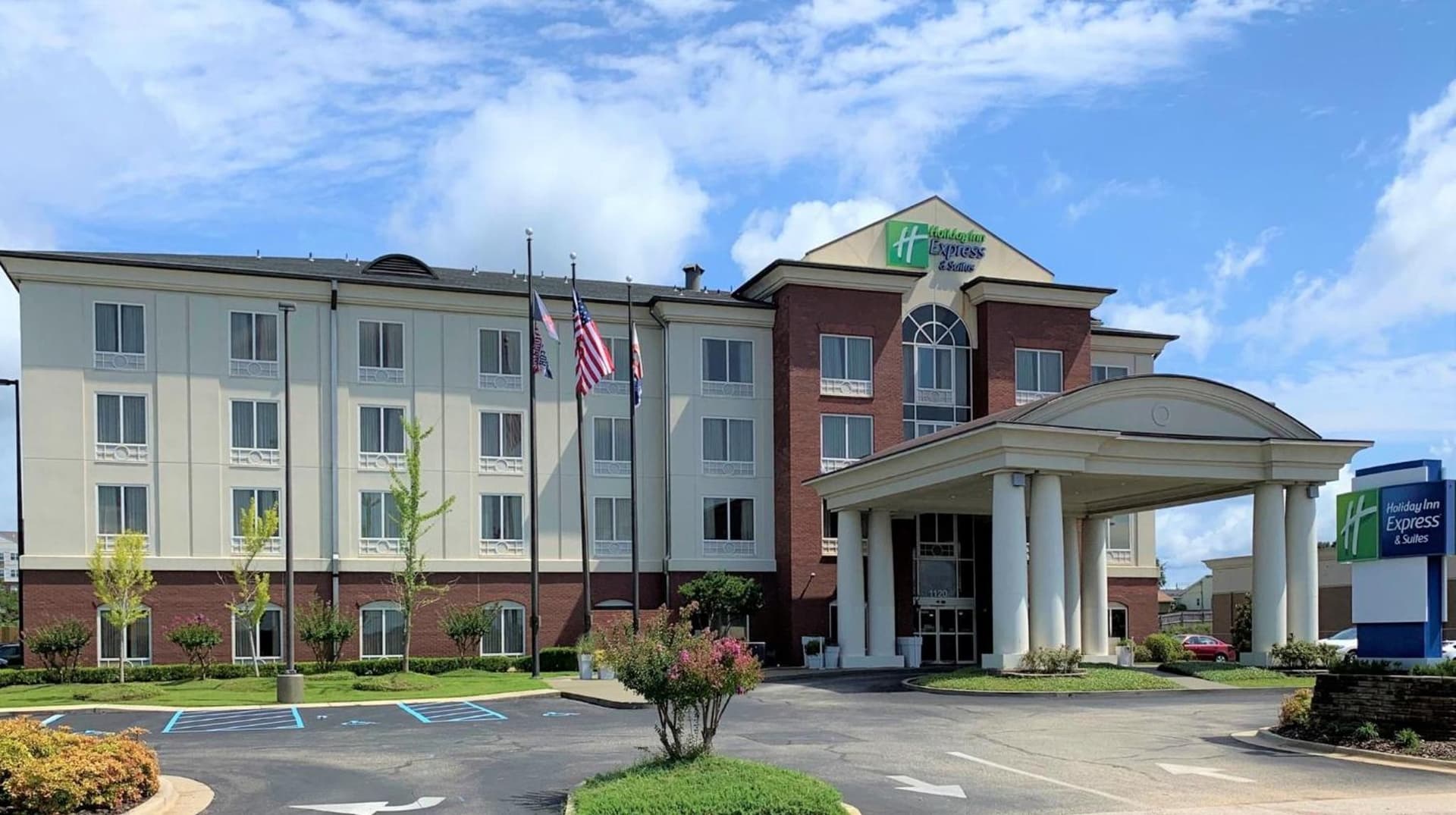 Holiday Inn Express & Suites - Tuscaloosa-University by IHG gallery photo in Tuscaloosa, AL — image 48