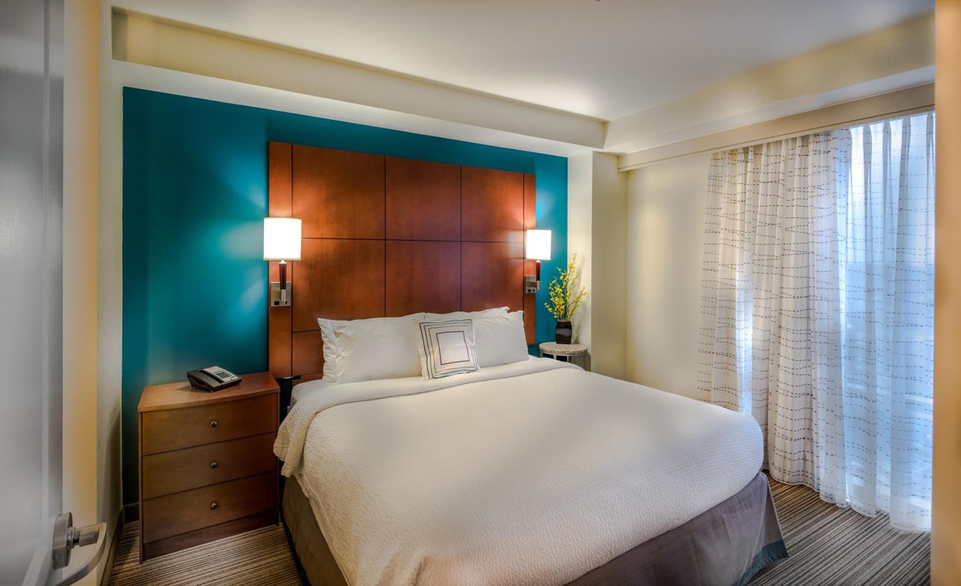 Residence Inn by Marriott Arlington Ballston gallery photo in Arlington, VA — image 39