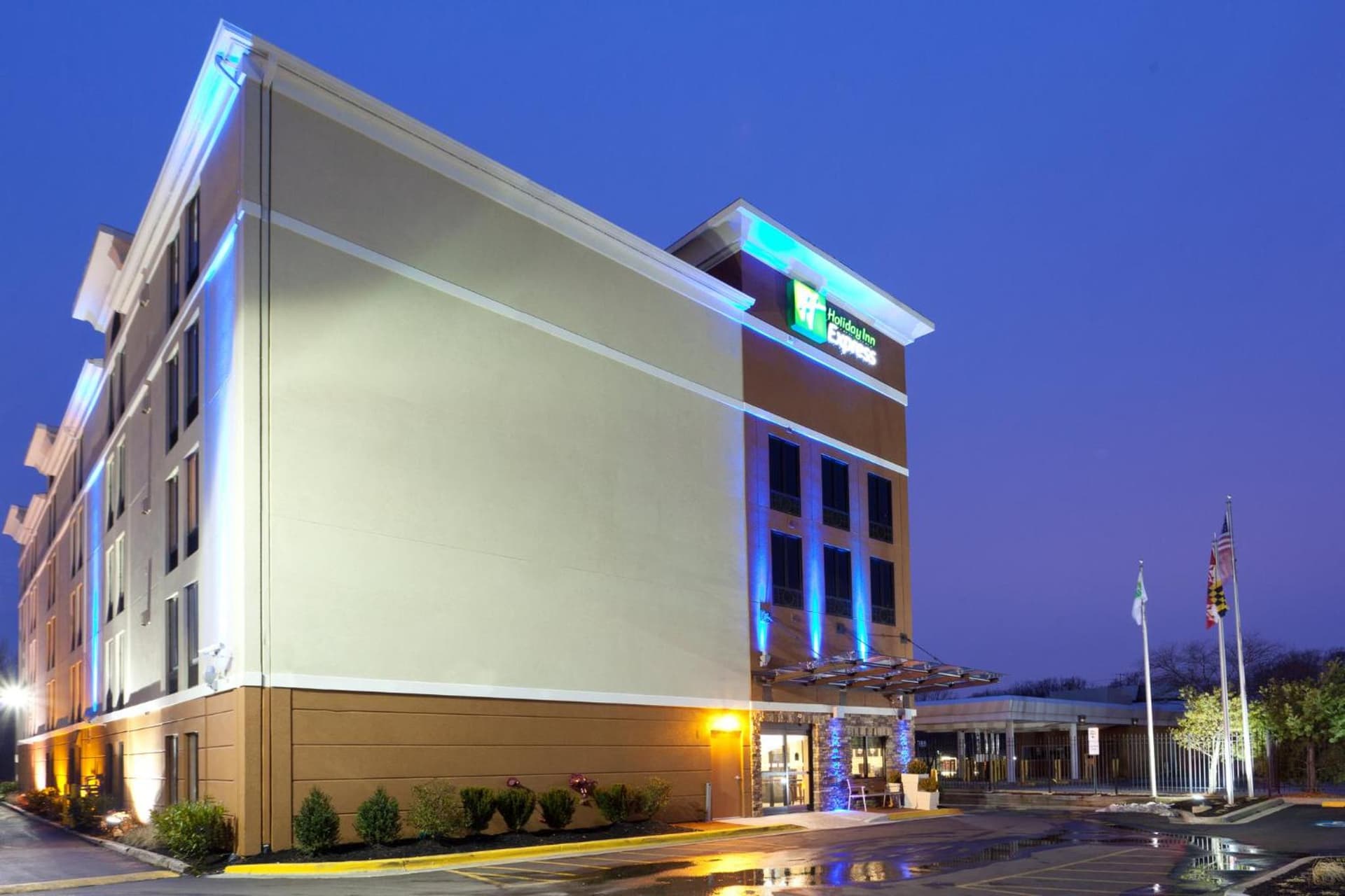 Holiday Inn Express Washington DC-BW Parkway by IHG featured exterior or lobby in Hyattsville, MD — similar hotel