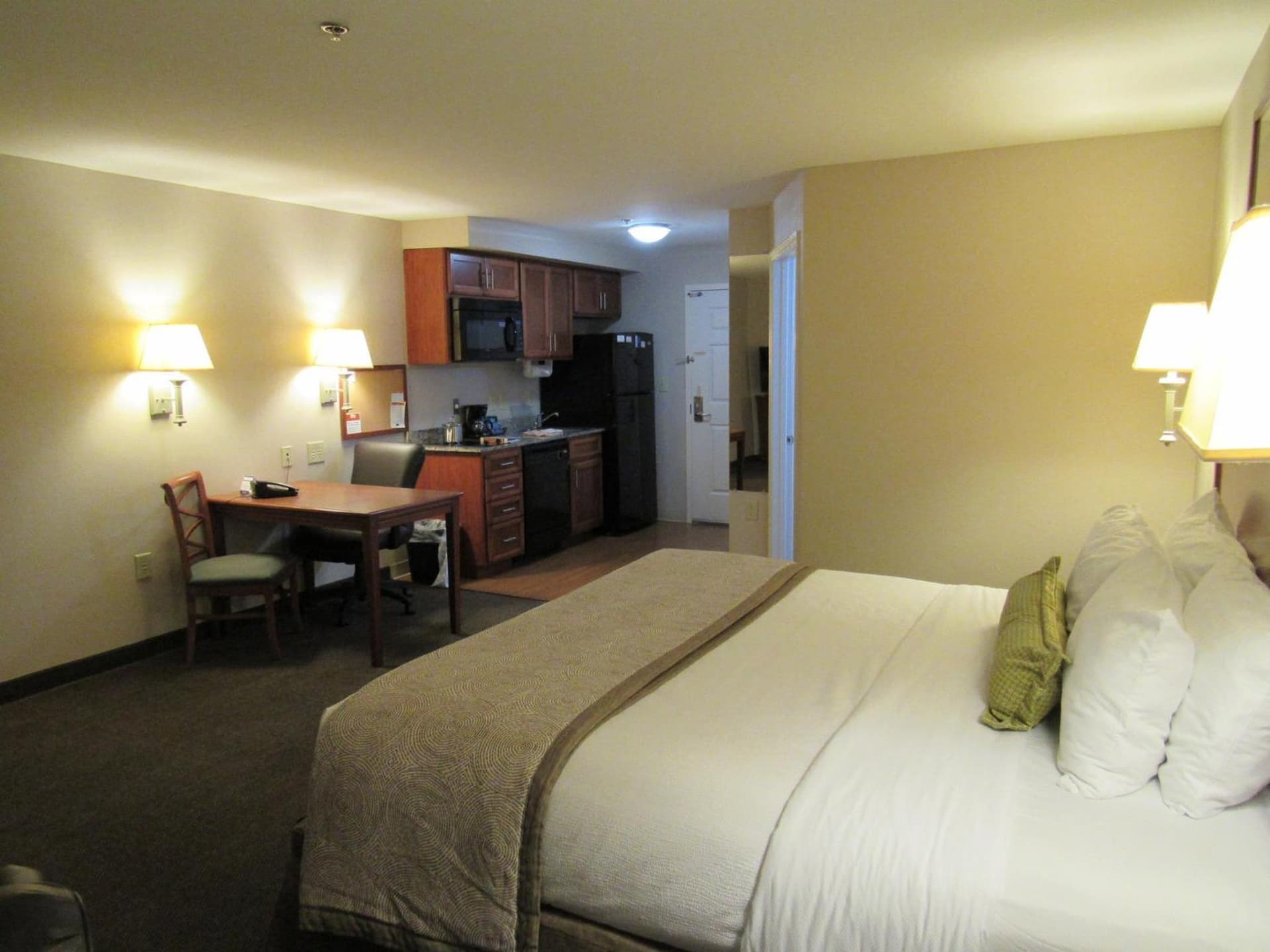 Candlewood Suites Murfreesboro by IHG gallery photo in Murfreesboro, TN — image 44