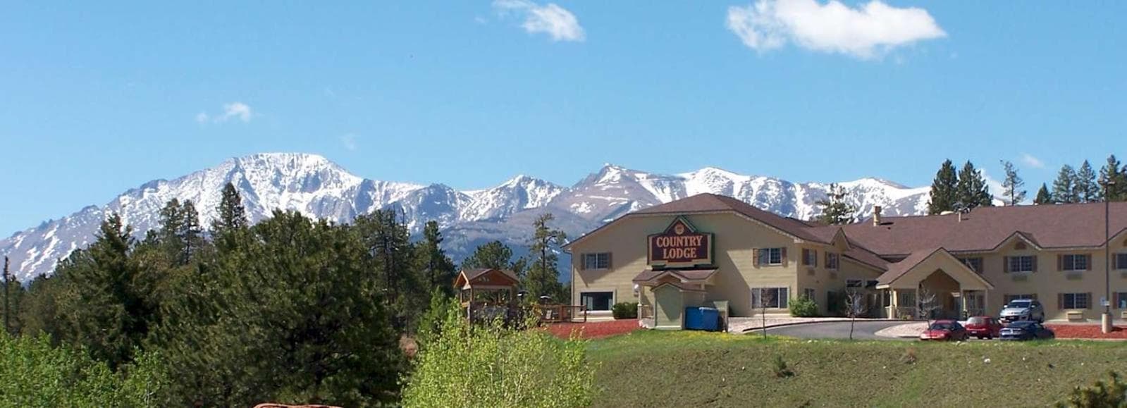 Woodland Country Lodge featured exterior or lobby in Woodland Park, CO — similar hotel