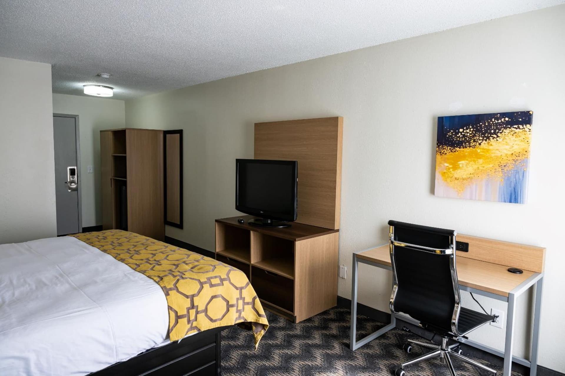 Best Western Greensboro Coliseum Inn property views in Greensboro, NC — gallery photo 3