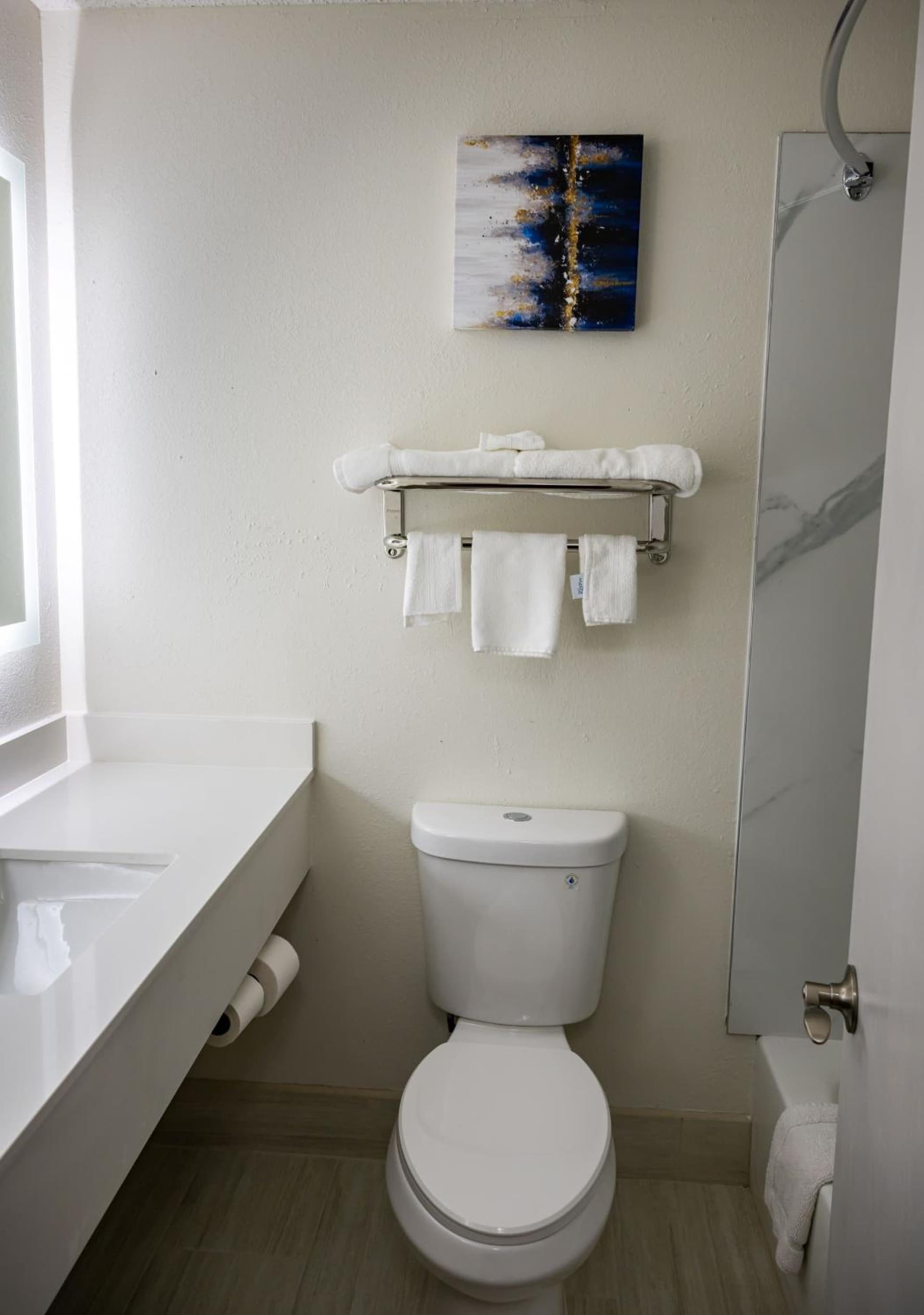 Best Western Greensboro Coliseum Inn gallery photo in Greensboro, NC — image 4
