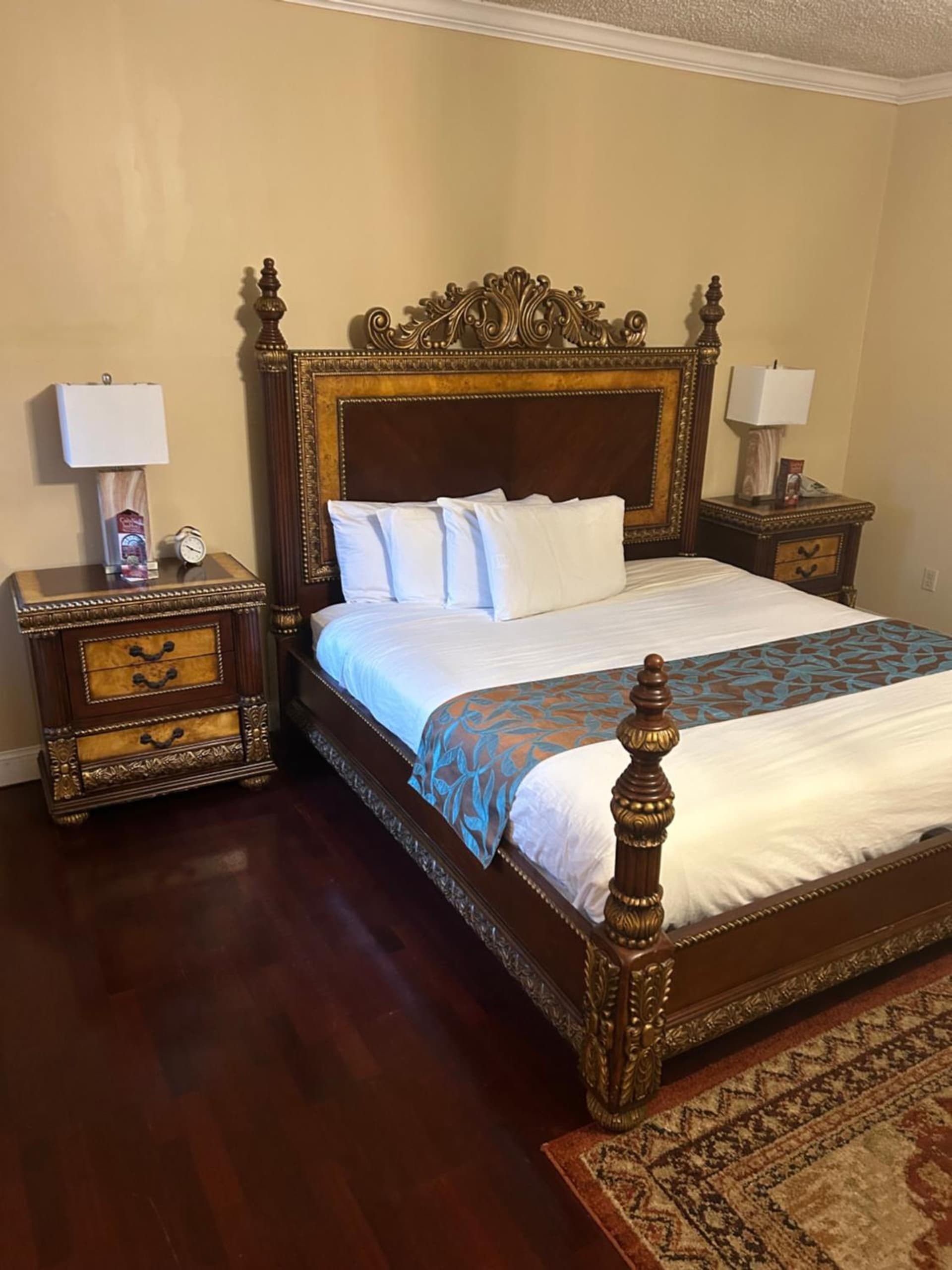 Colts Neck Inn Hotel gallery photo in Colts Neck — image 16