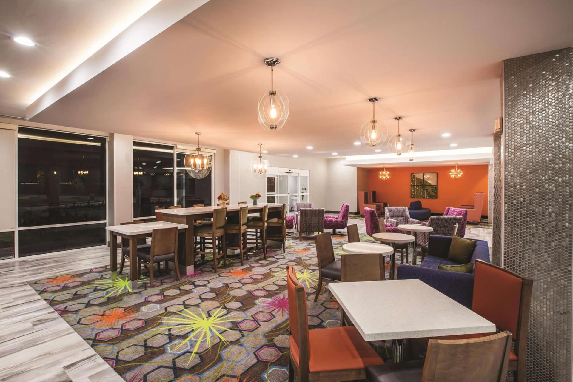 La Quinta Inn & Suites Port Allen La gallery photo in Port Allen, LA — image 11