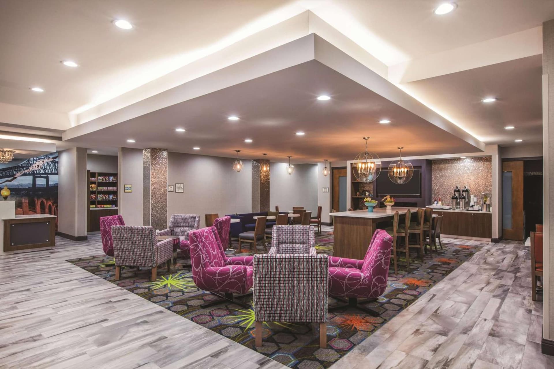 La Quinta Inn & Suites Port Allen La gallery photo in Port Allen, LA — image 7