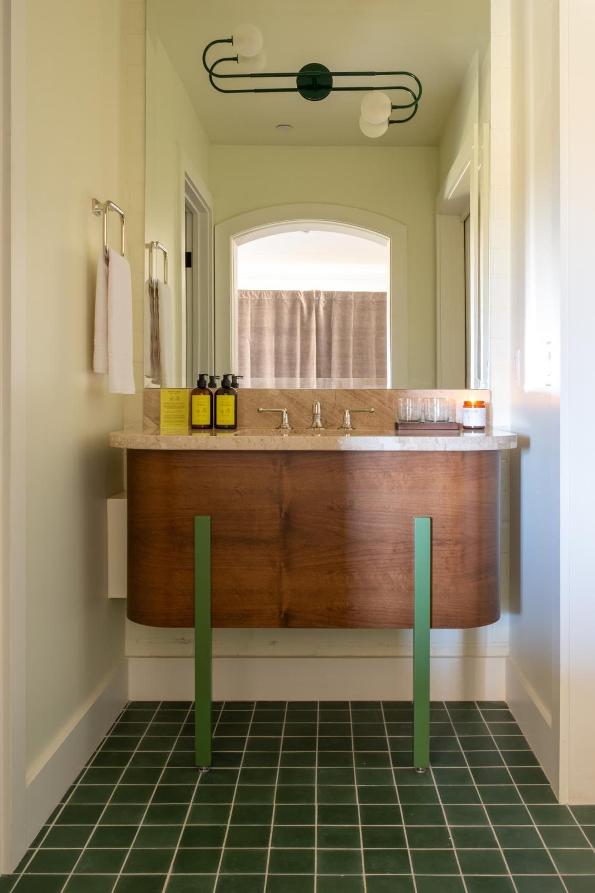 River Lodge Paso - 21 & Over Pool gallery photo in Paso Robles — image 32