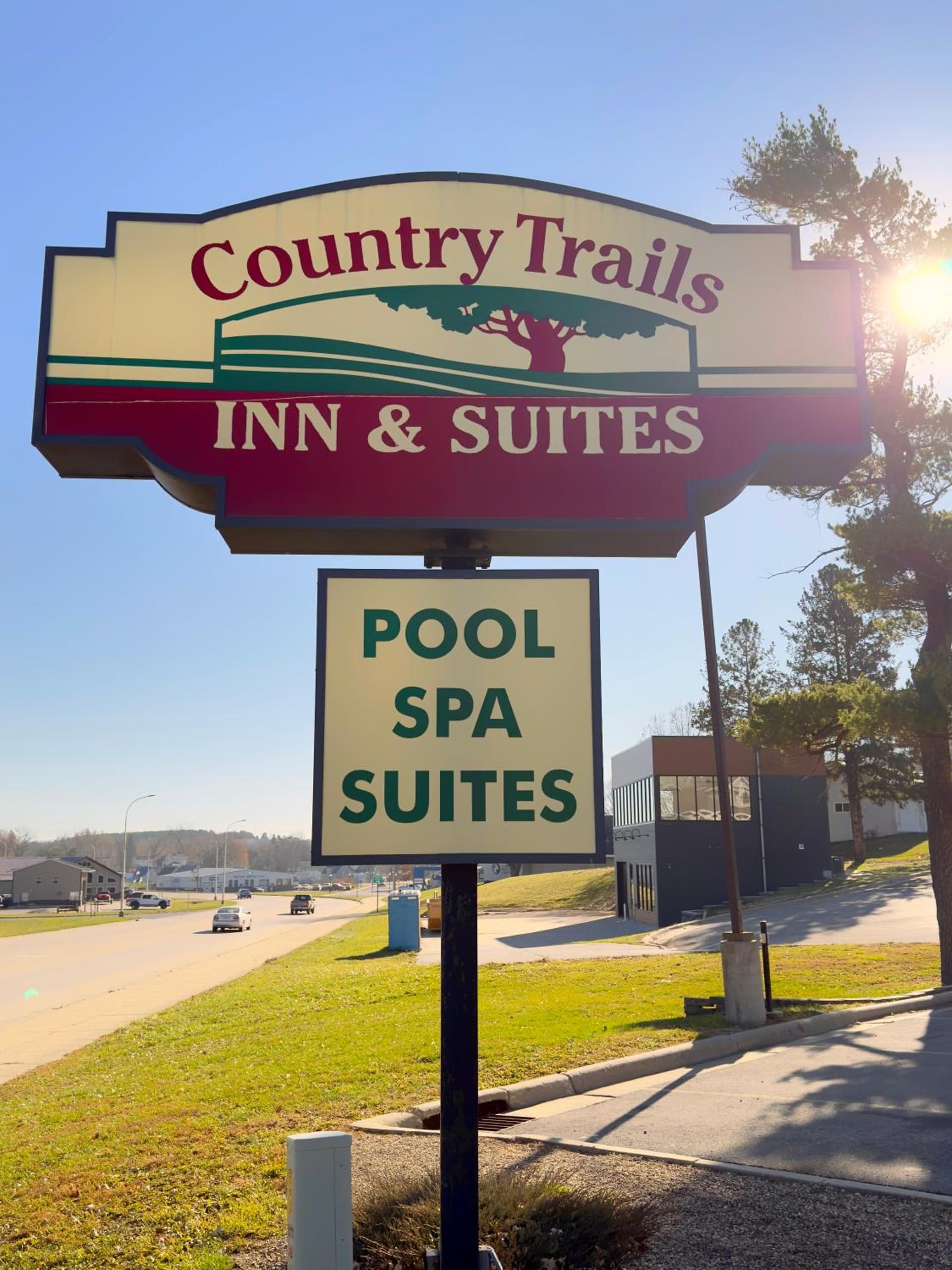 Country Trails Inn &Suites interior in Lanesboro, MN — gallery photo 2