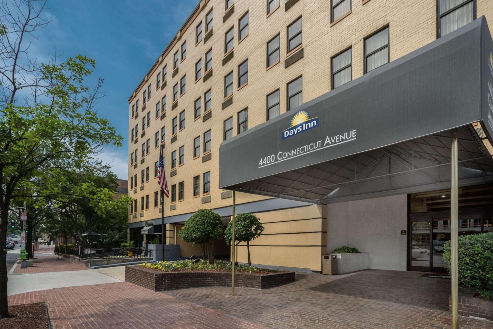 Days Inn by Wyndham Washington DC/Connecticut Avenue featured exterior or lobby in Washington, DC — similar hotel