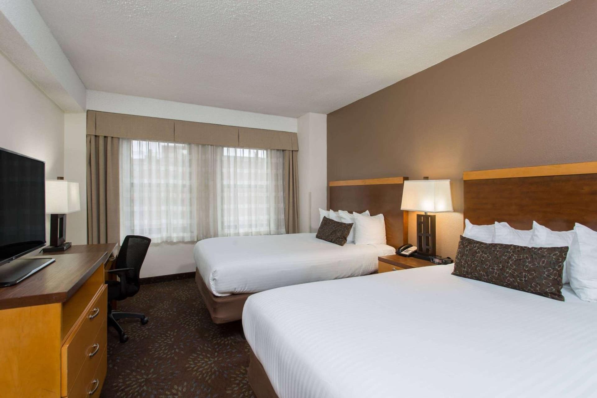 Days Inn by Wyndham Washington DC/Connecticut Avenue property views in Washington, DC — gallery photo 3
