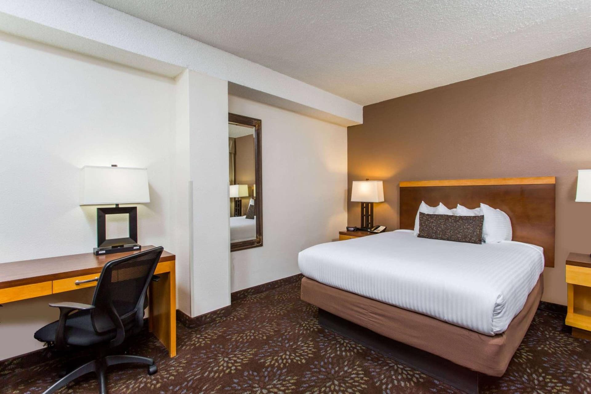 Days Inn by Wyndham Washington DC/Connecticut Avenue gallery photo in Washington, DC — image 22