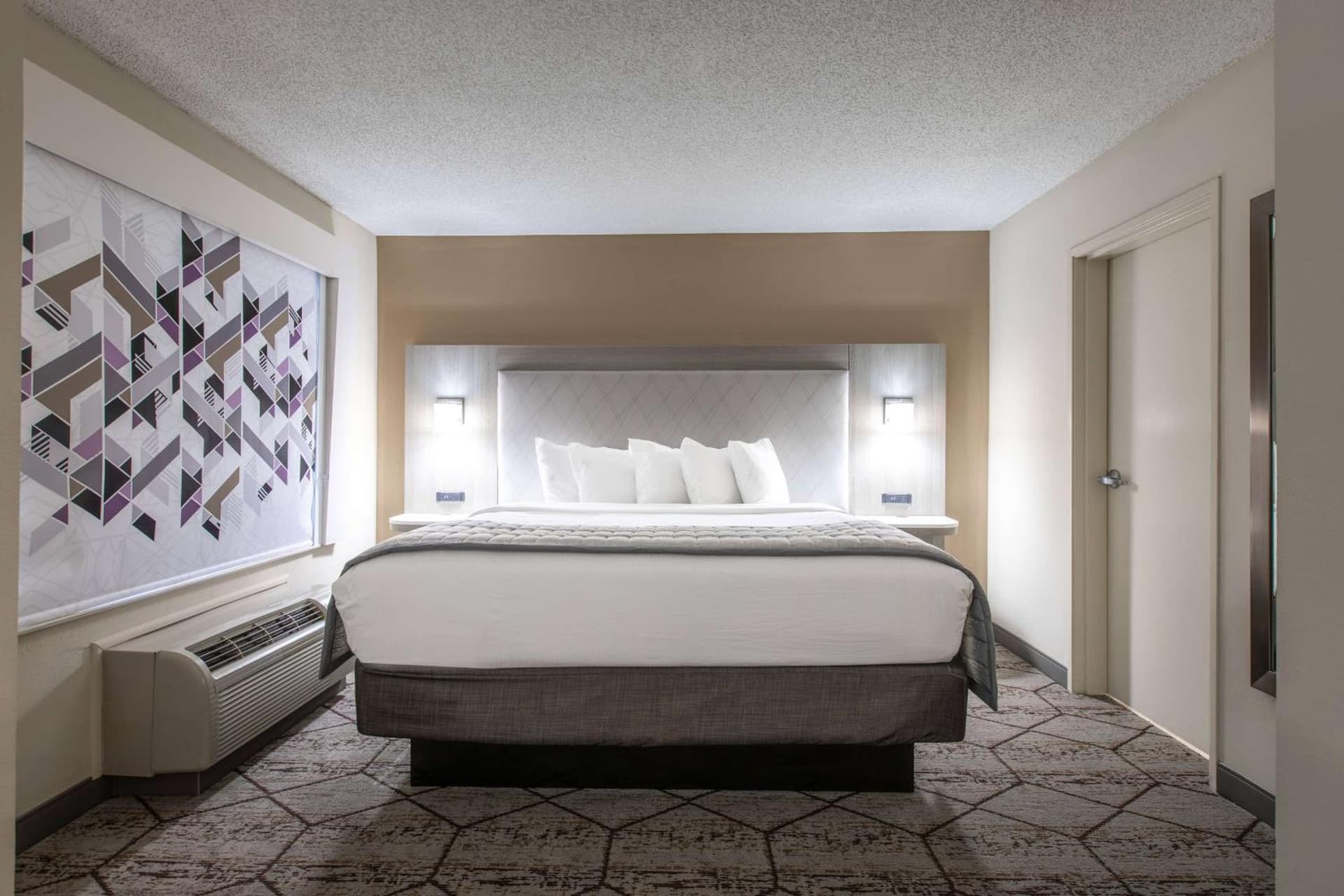 Wingate by Wyndham Charlotte Concord Mills/Speedway gallery photo in Concord, NC — image 21