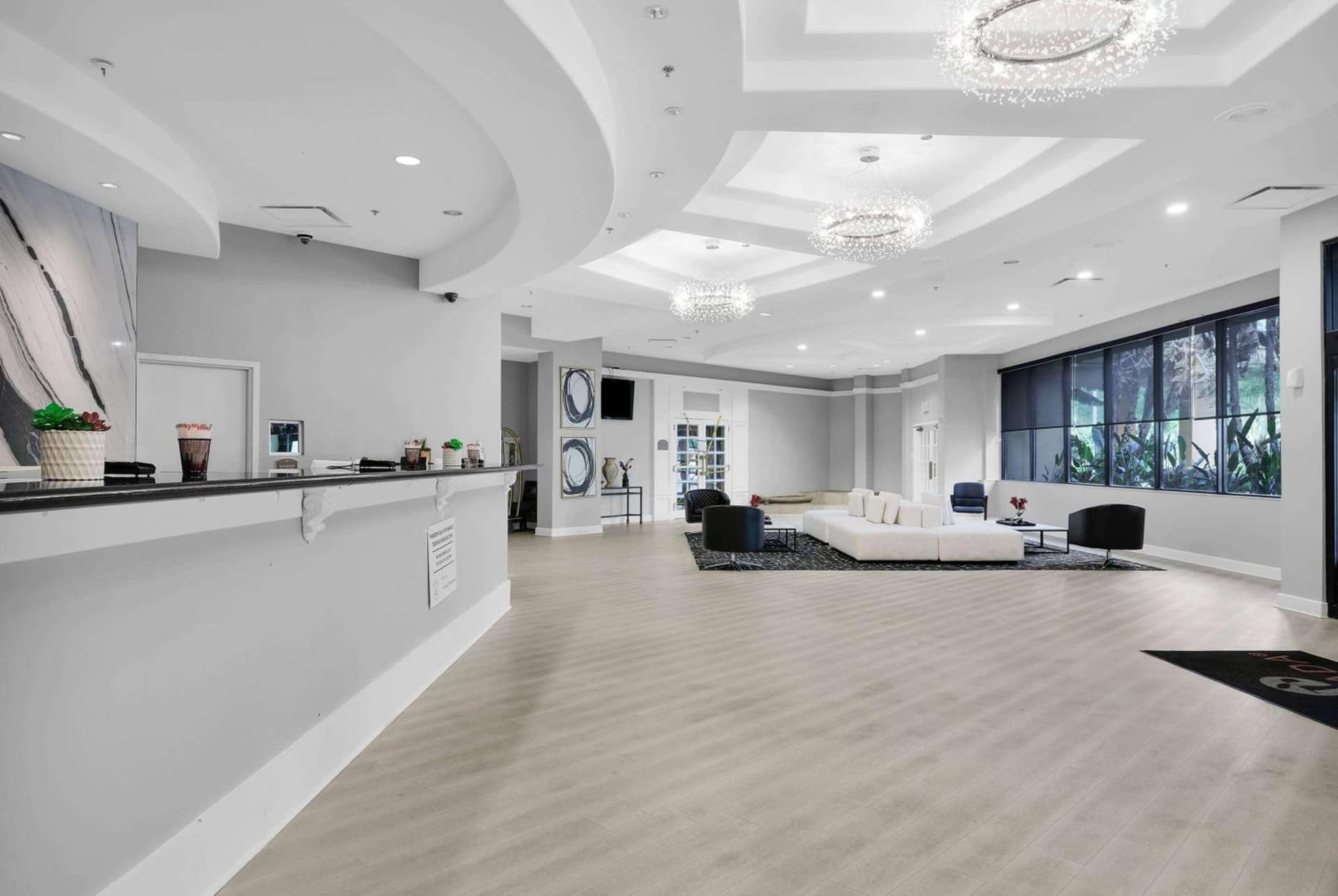 Ramada by Wyndham Jacksonville I-95 by Butler Blvd gallery photo in Jacksonville, FL — image 6