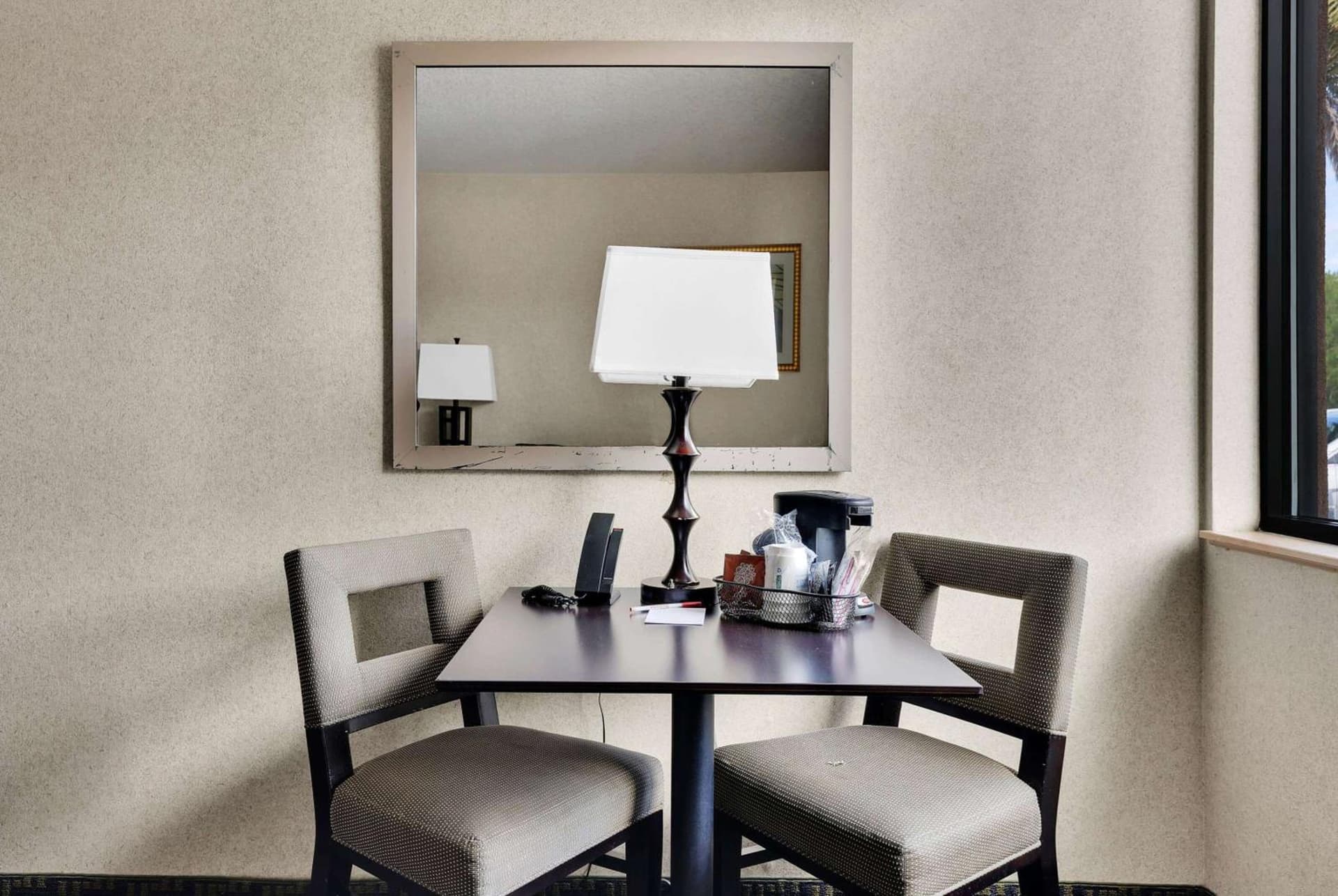 Ramada by Wyndham Jacksonville I-95 by Butler Blvd gallery photo in Jacksonville, FL — image 14