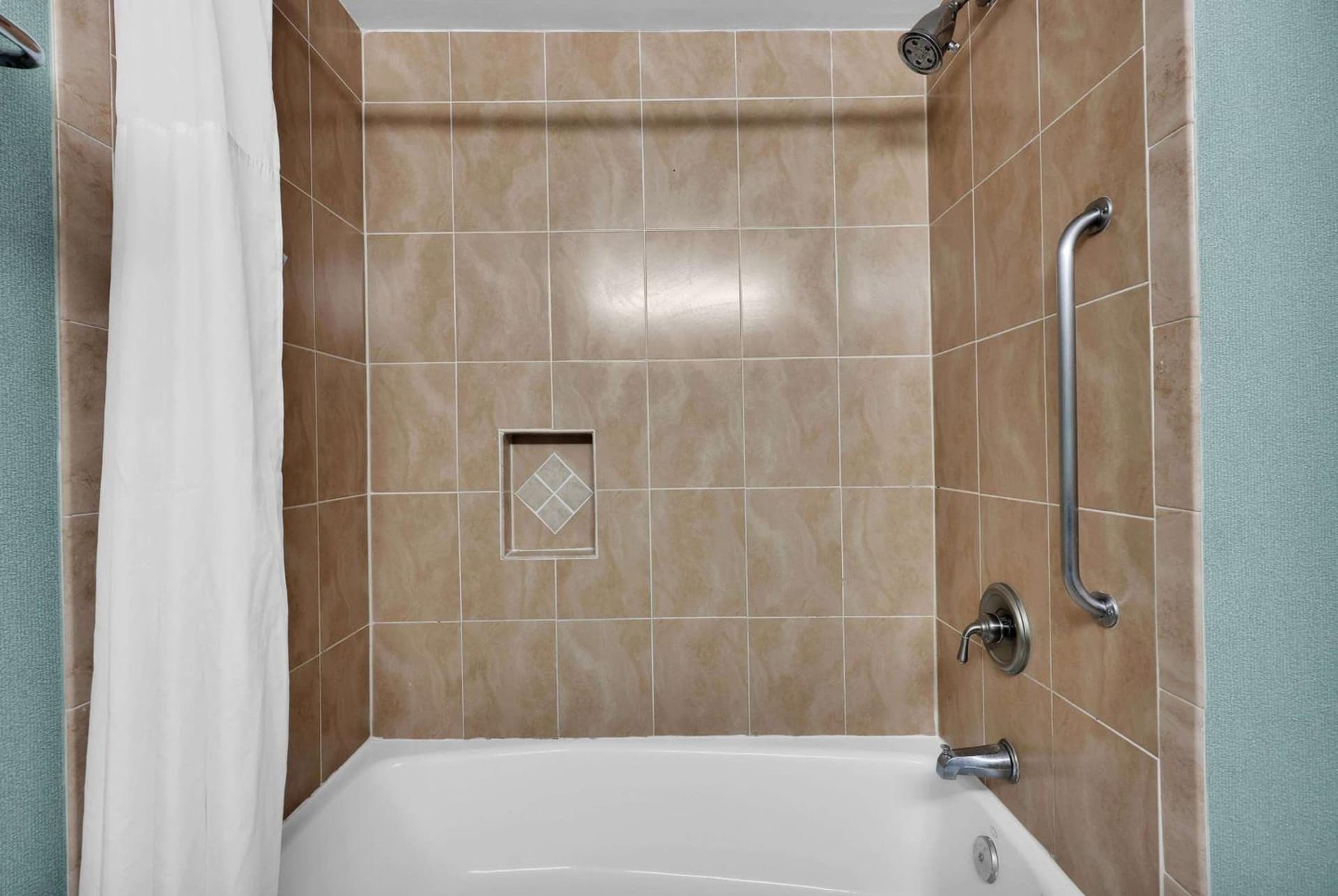 Ramada by Wyndham Jacksonville I-95 by Butler Blvd gallery photo in Jacksonville, FL — image 22