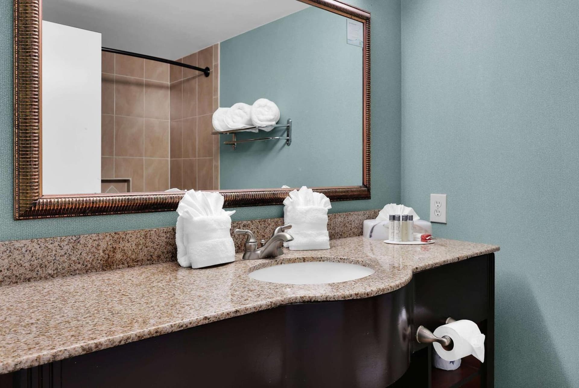 Ramada by Wyndham Jacksonville I-95 by Butler Blvd gallery photo in Jacksonville, FL — image 56