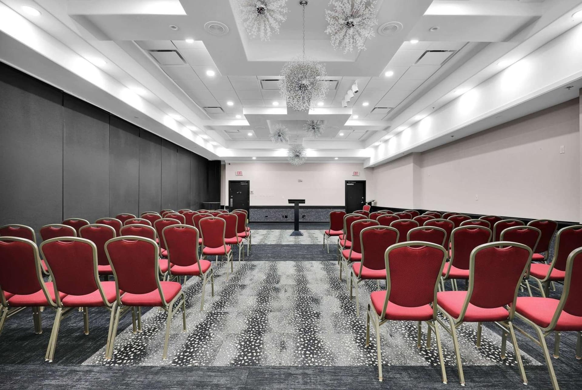 Ramada by Wyndham Jacksonville I-95 by Butler Blvd gallery photo in Jacksonville, FL — image 30