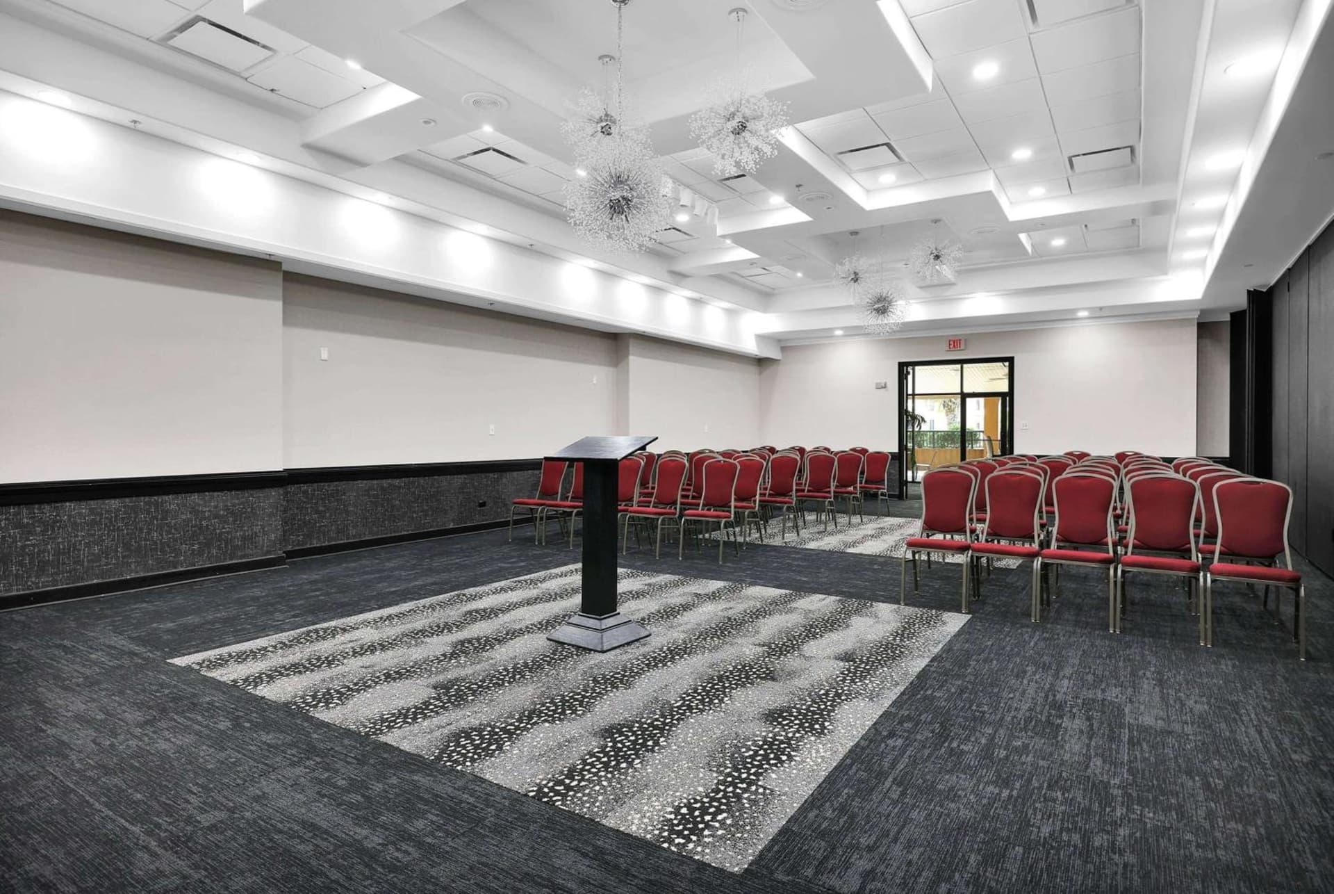 Ramada by Wyndham Jacksonville I-95 by Butler Blvd gallery photo in Jacksonville, FL — image 41