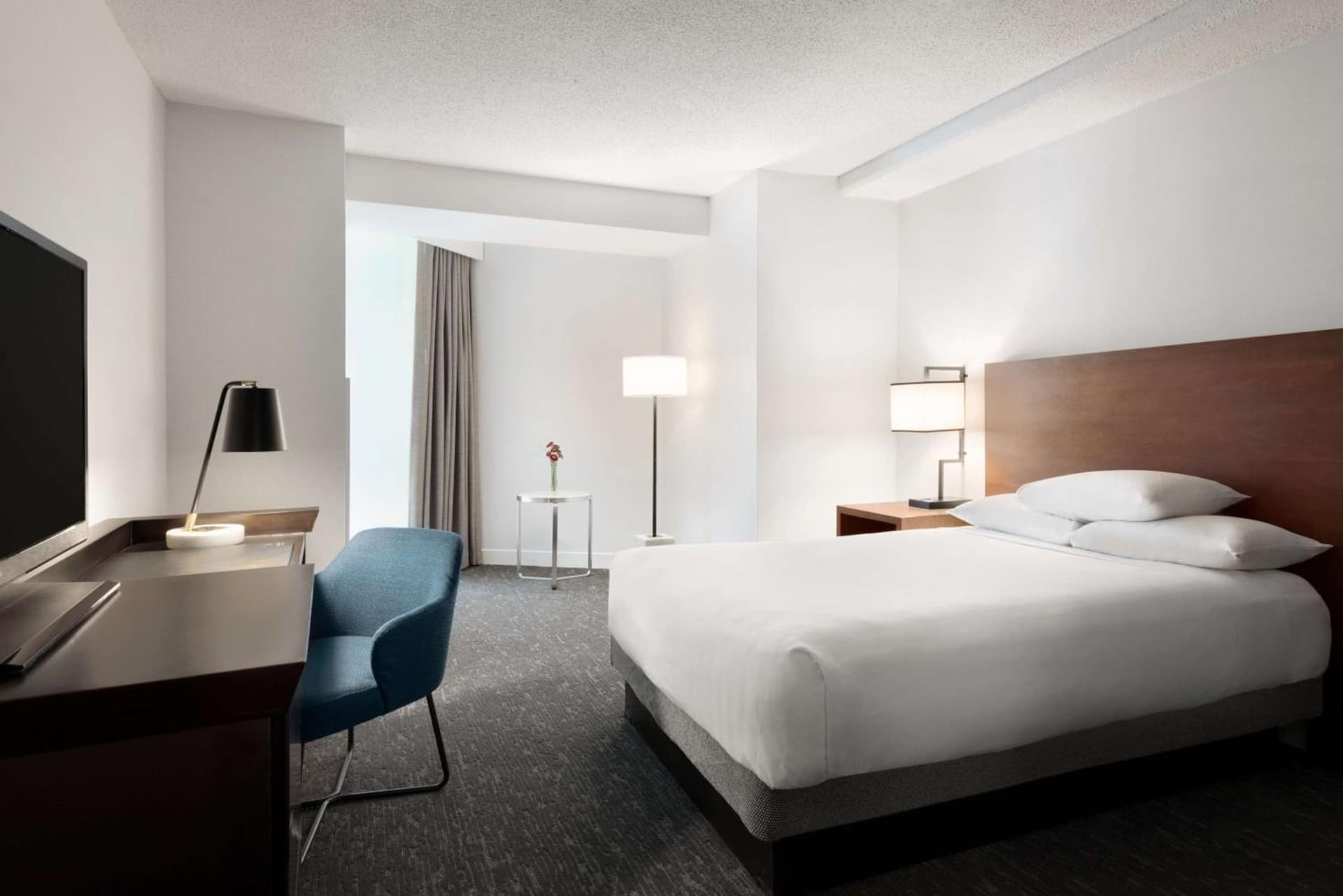 Hyatt Regency Schaumburg Chicago interior in Schaumburg, IL — gallery photo 2