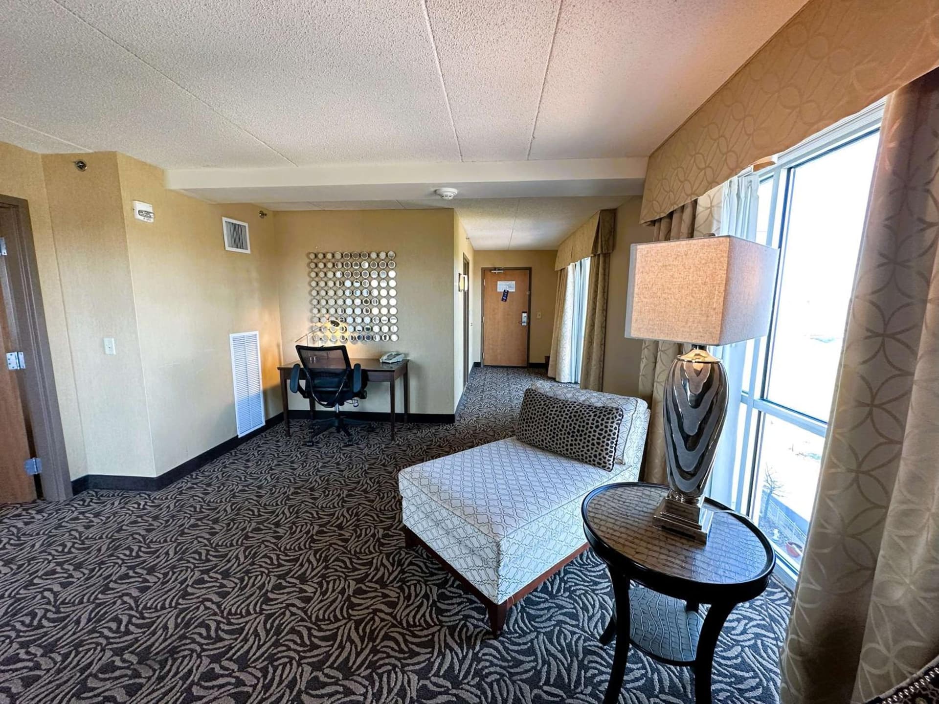 DoubleTree by Hilton Bay City - Riverfront gallery photo in Bay City, MI — image 10